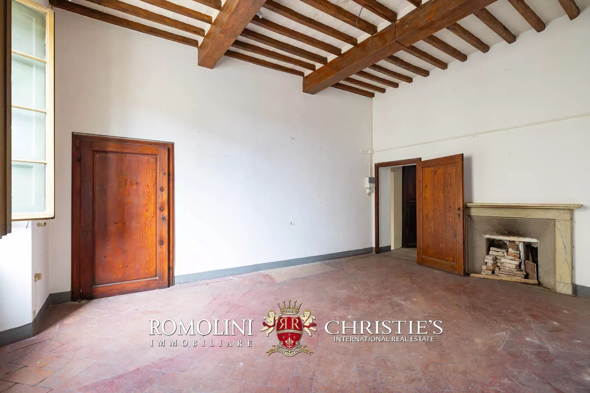 8 Bedroom Villa/Townhouse's Image 22