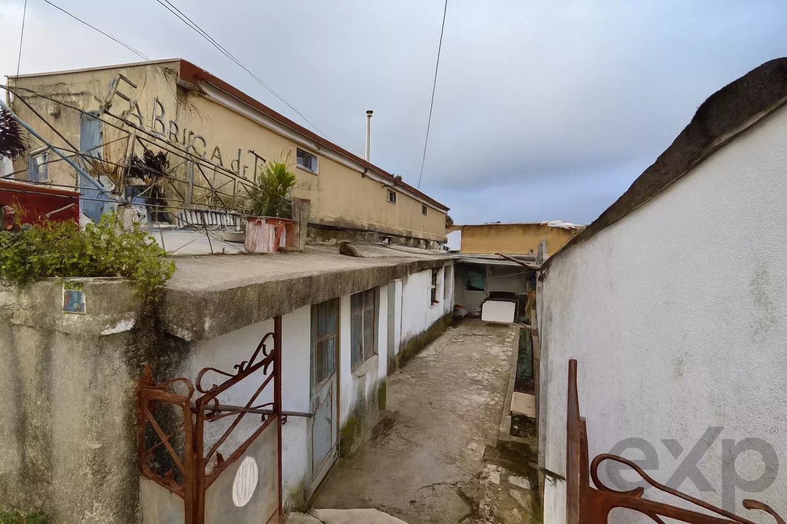 Exclusive Historic Villa for Renovation – Agualva-Cacém, Portugal 86678130 image 16