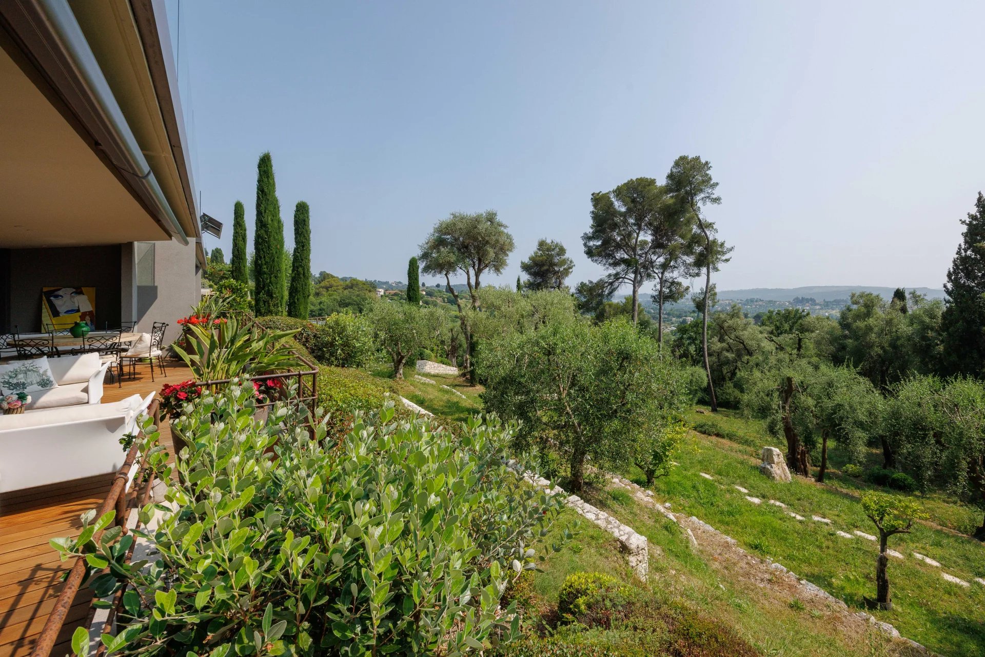 Sale Apartment Saint-Paul-de-Vence