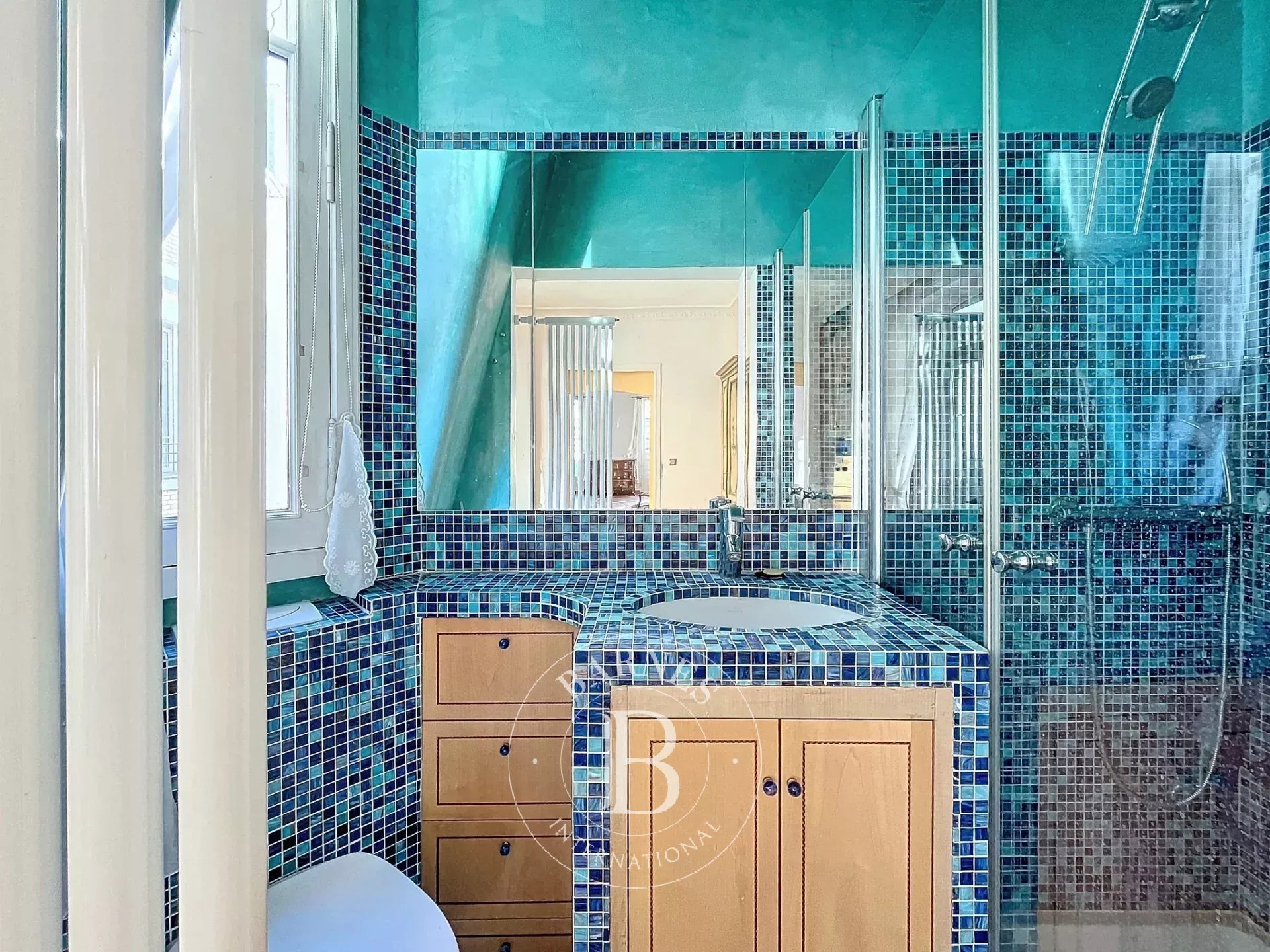 Daire Paris 8ème - picture 5