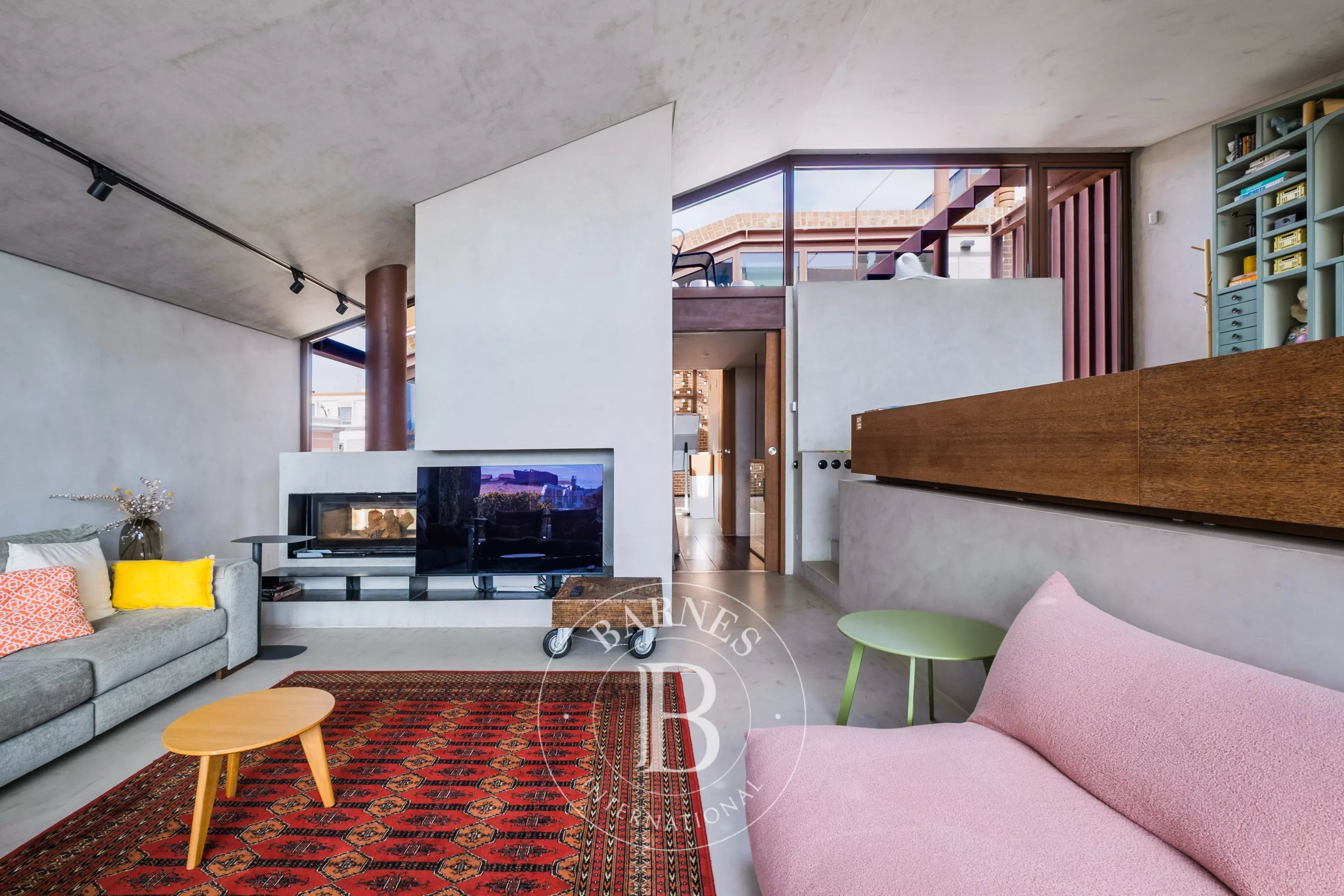 Maison contemporaine avec vue sur le fleuve