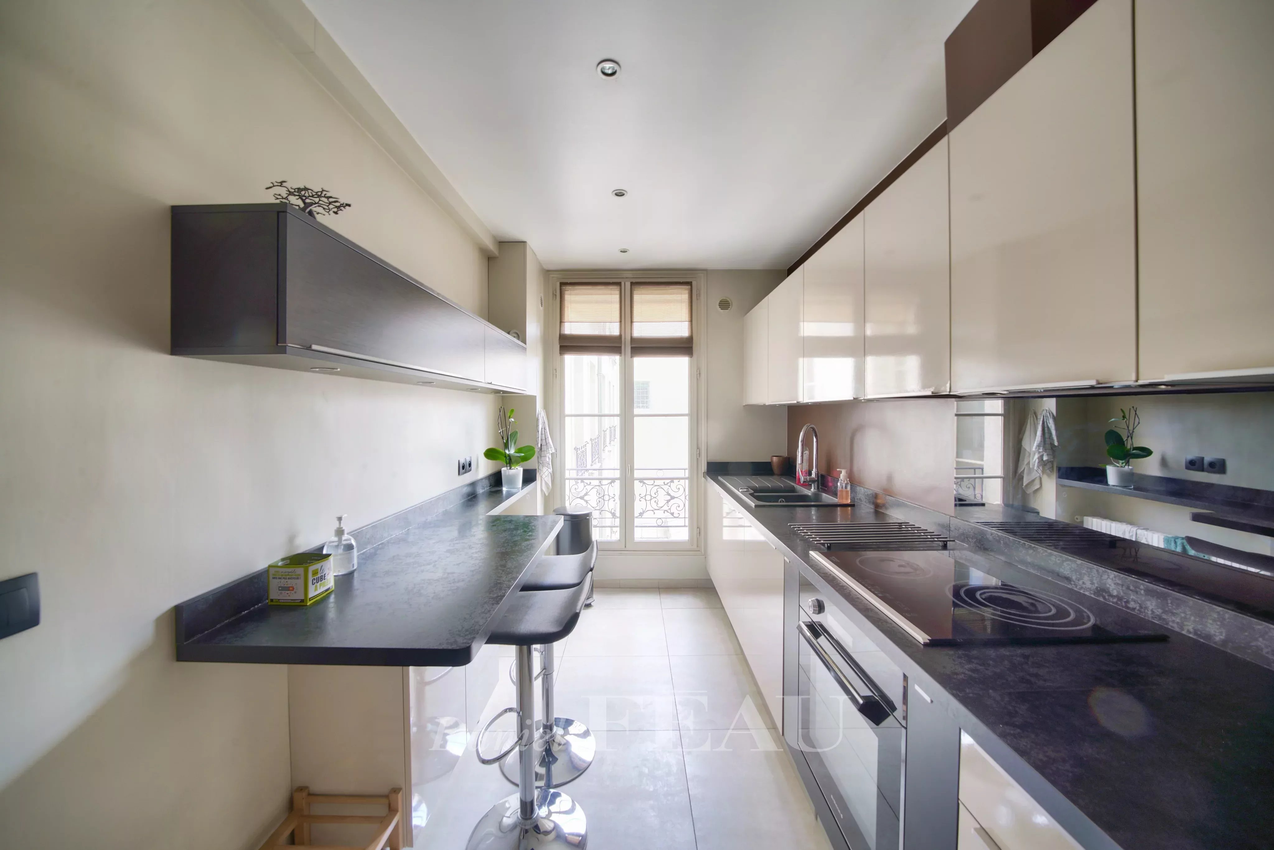 Rental Apartment Paris 8th