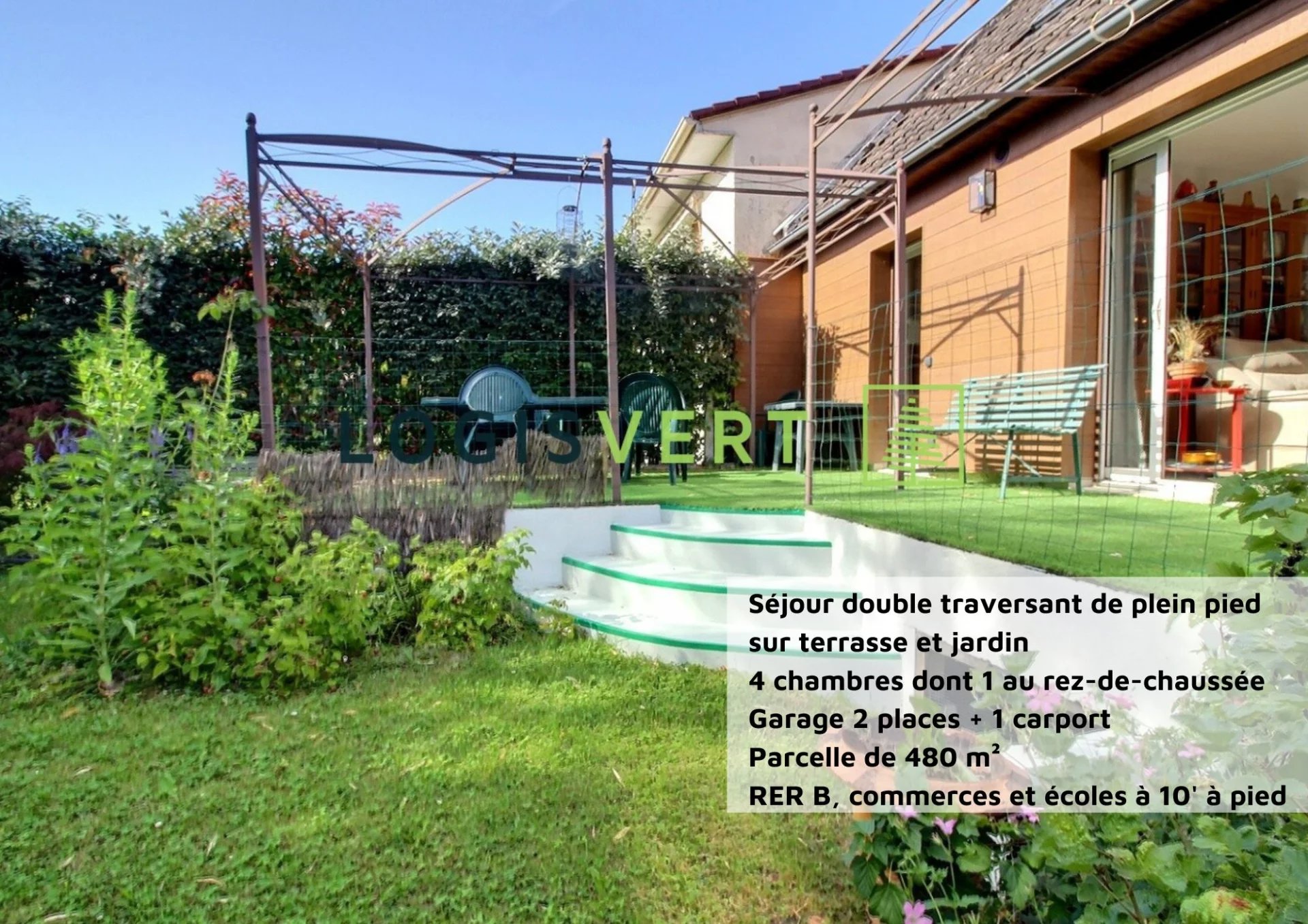 Maison dans un environnement verdoyant