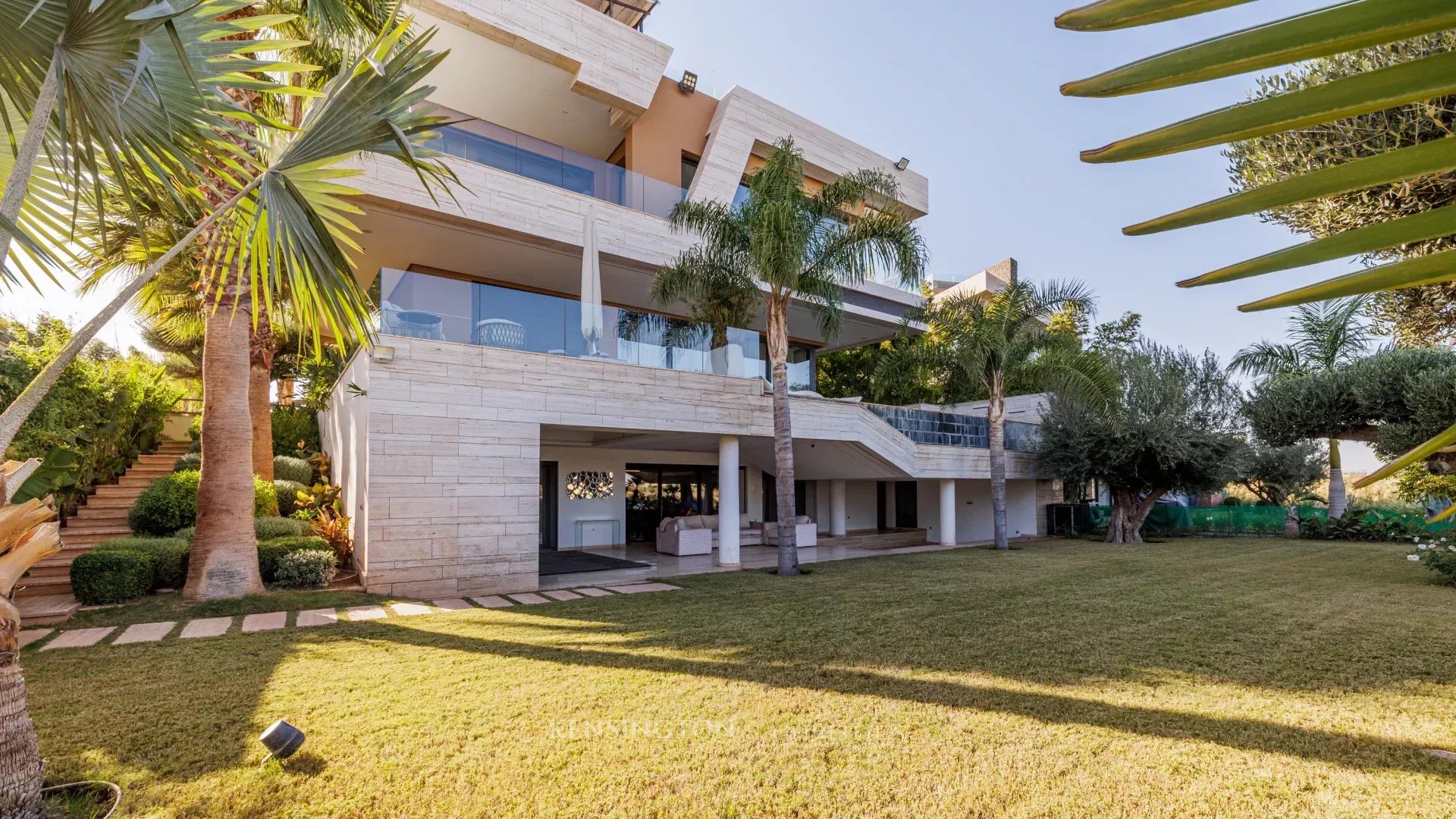5 Bedroom Villa/Townhouse's Image 32
