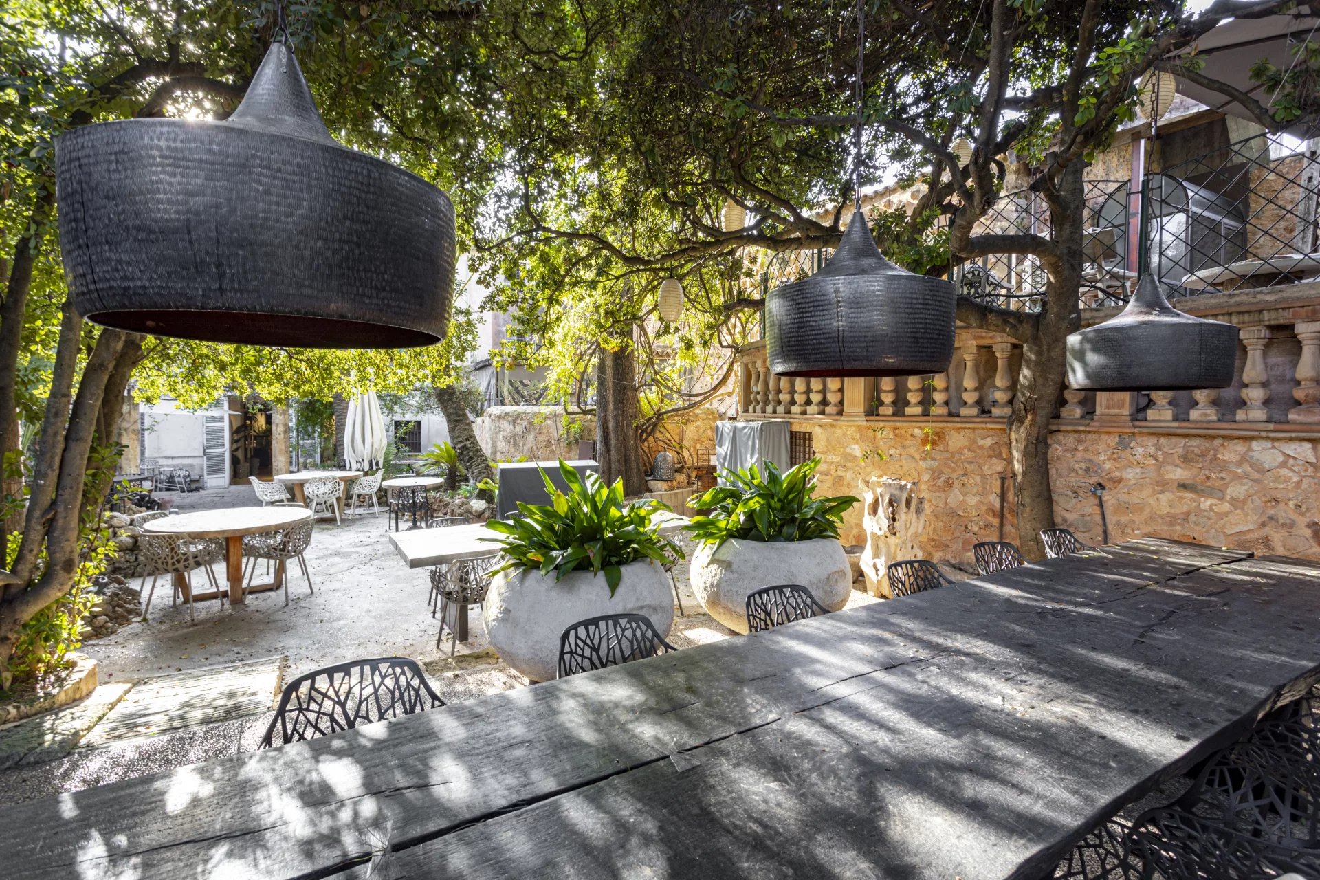 Exceptional Manor House with Garden in Santa Maria