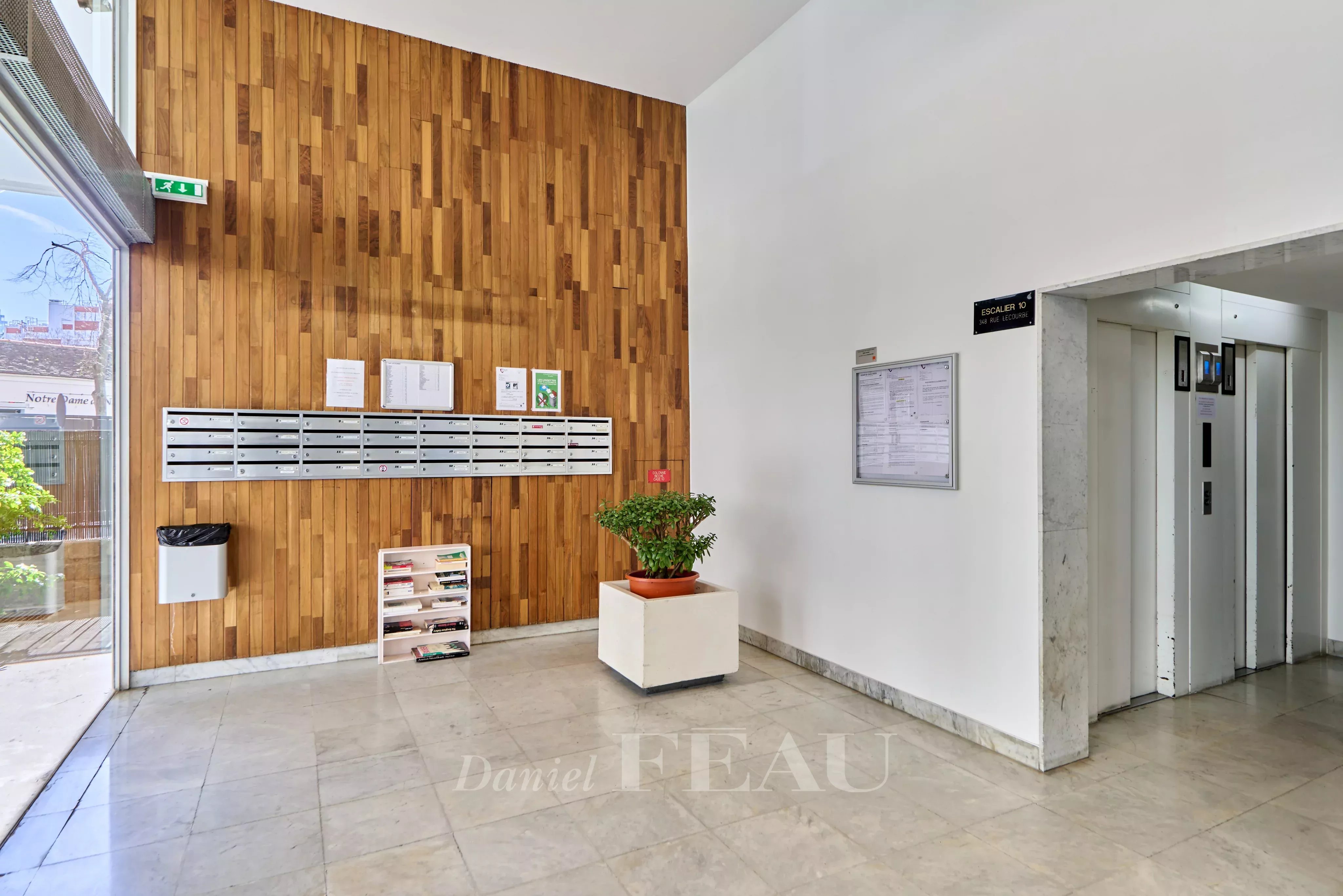 Sale Apartment Paris 15th