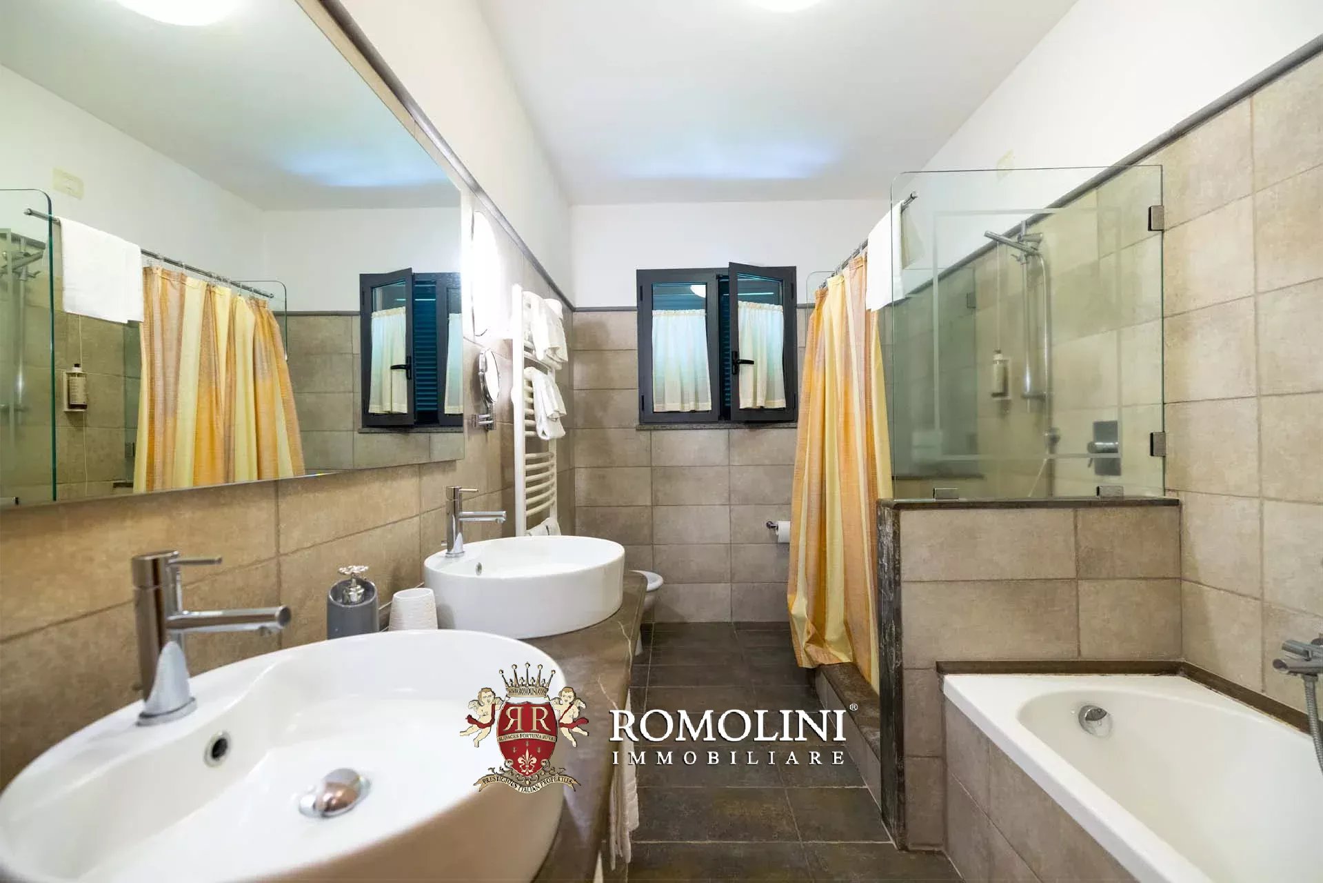44 Bedroom Villa/Townhouse's Image 52