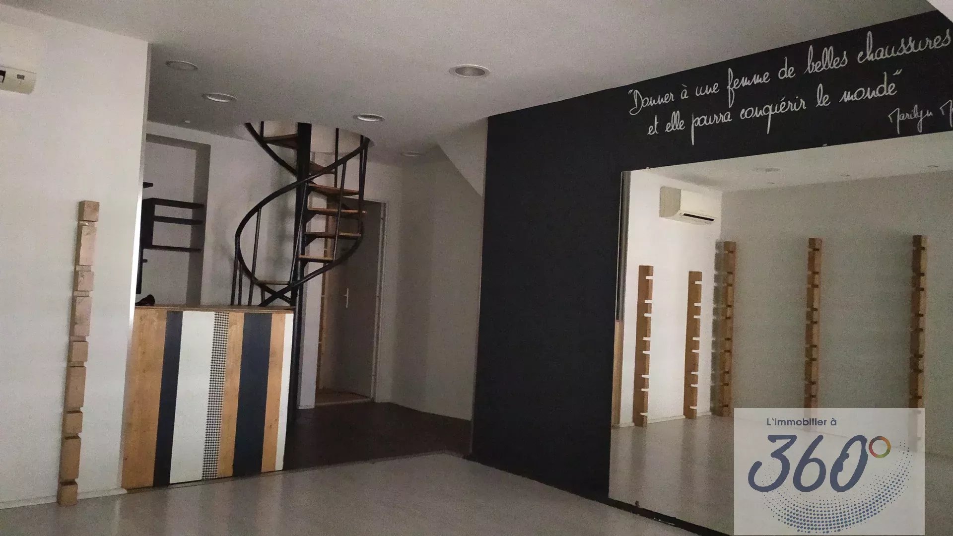 Agence immobilière de 