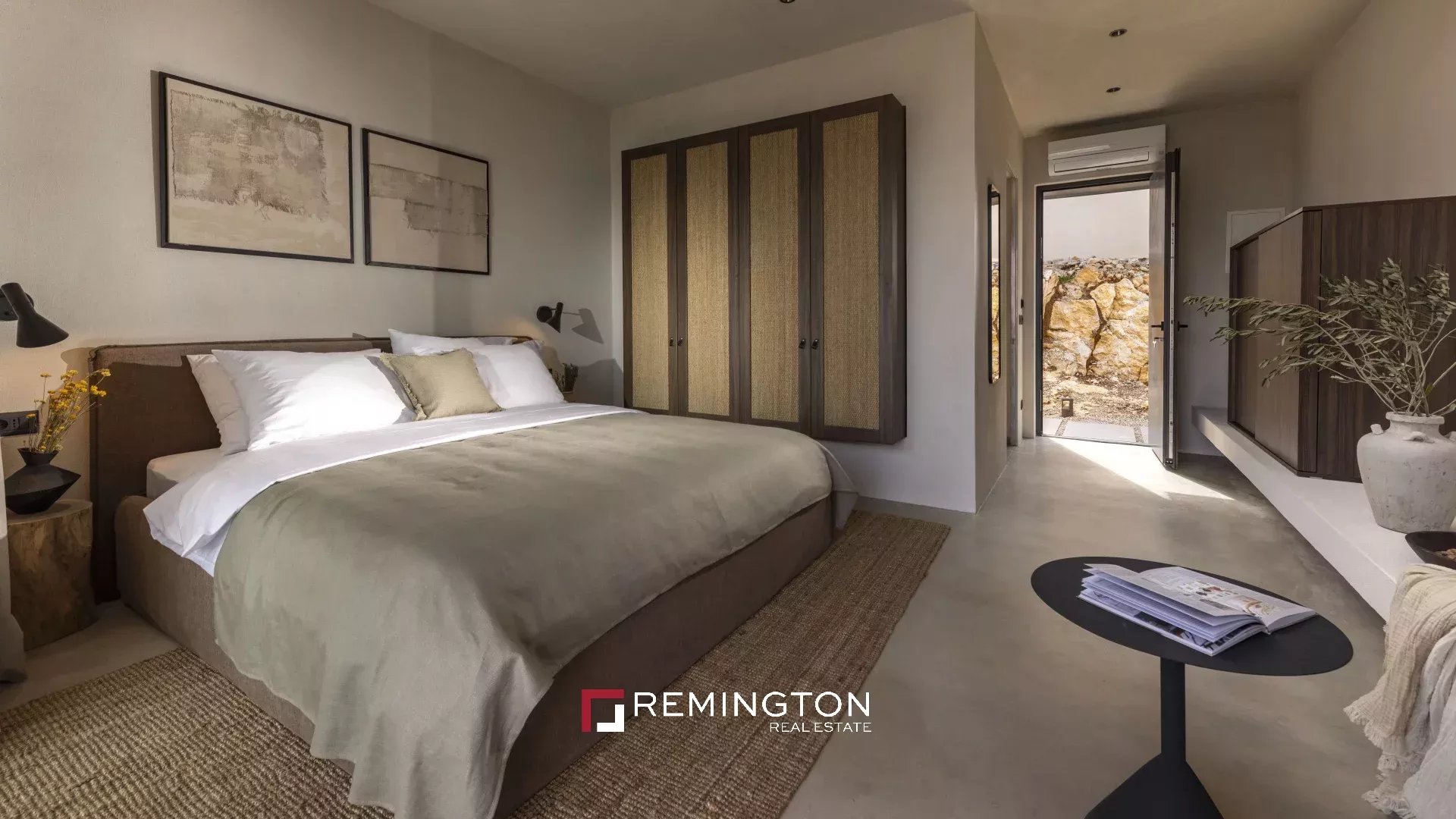 4 Bedroom Villa/Townhouse's Image 9