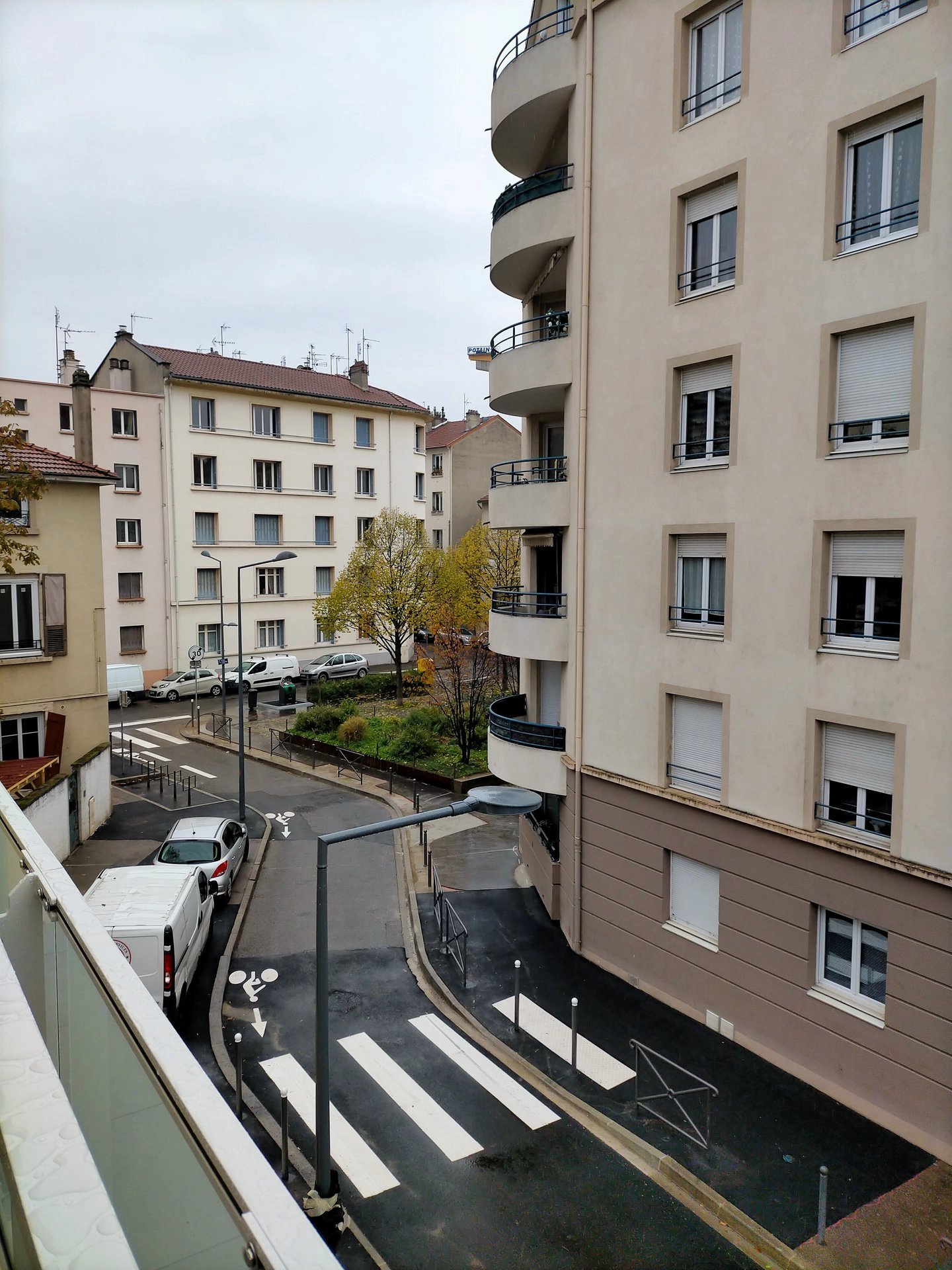 4562928 Location Villeurbanne