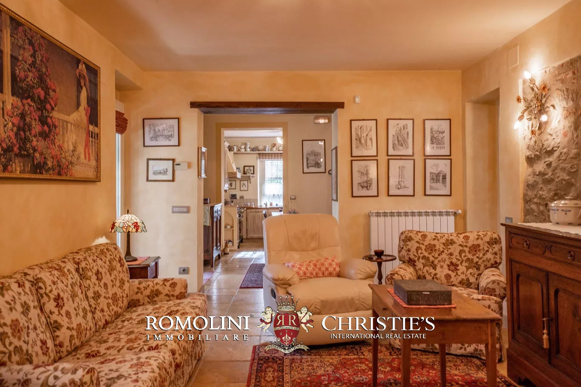 3 Bedroom Villa/Townhouse's Image 37
