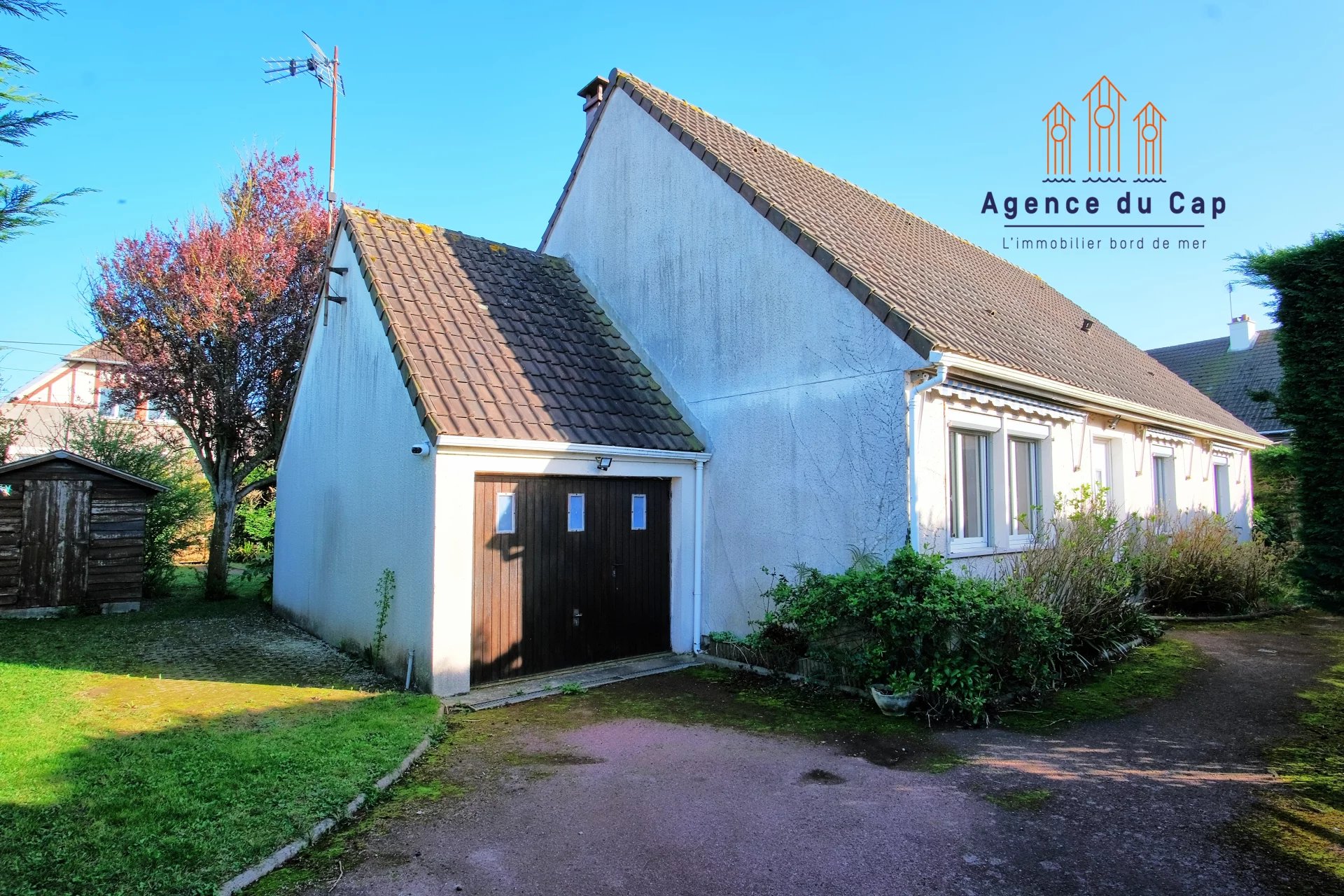 BERNIERES SUR MER -  Maison de plain pied  avec 4 chambres