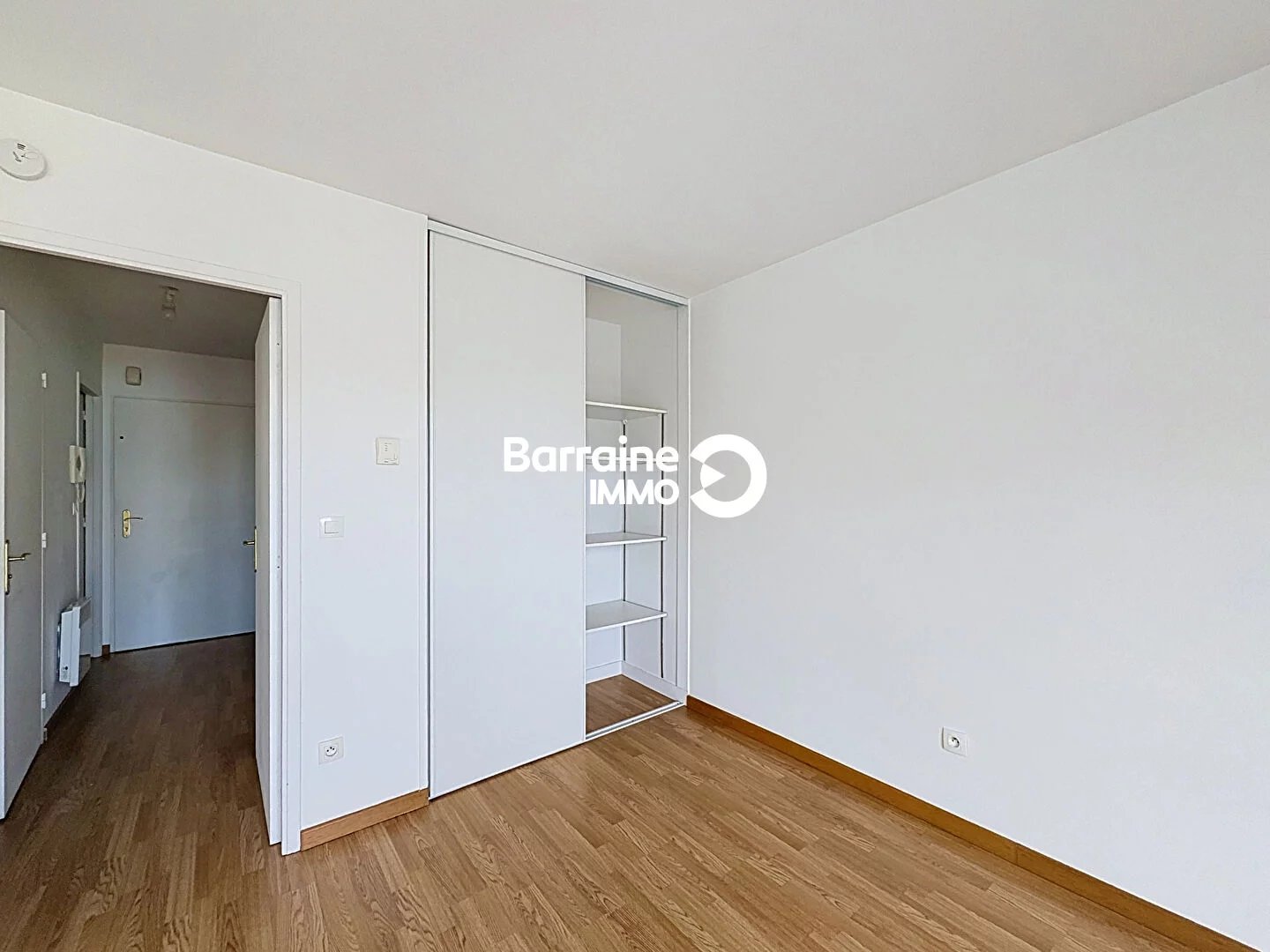 LOCATION BREST PILIER ROUGE - APPARTEMENT T1 26,90 M²