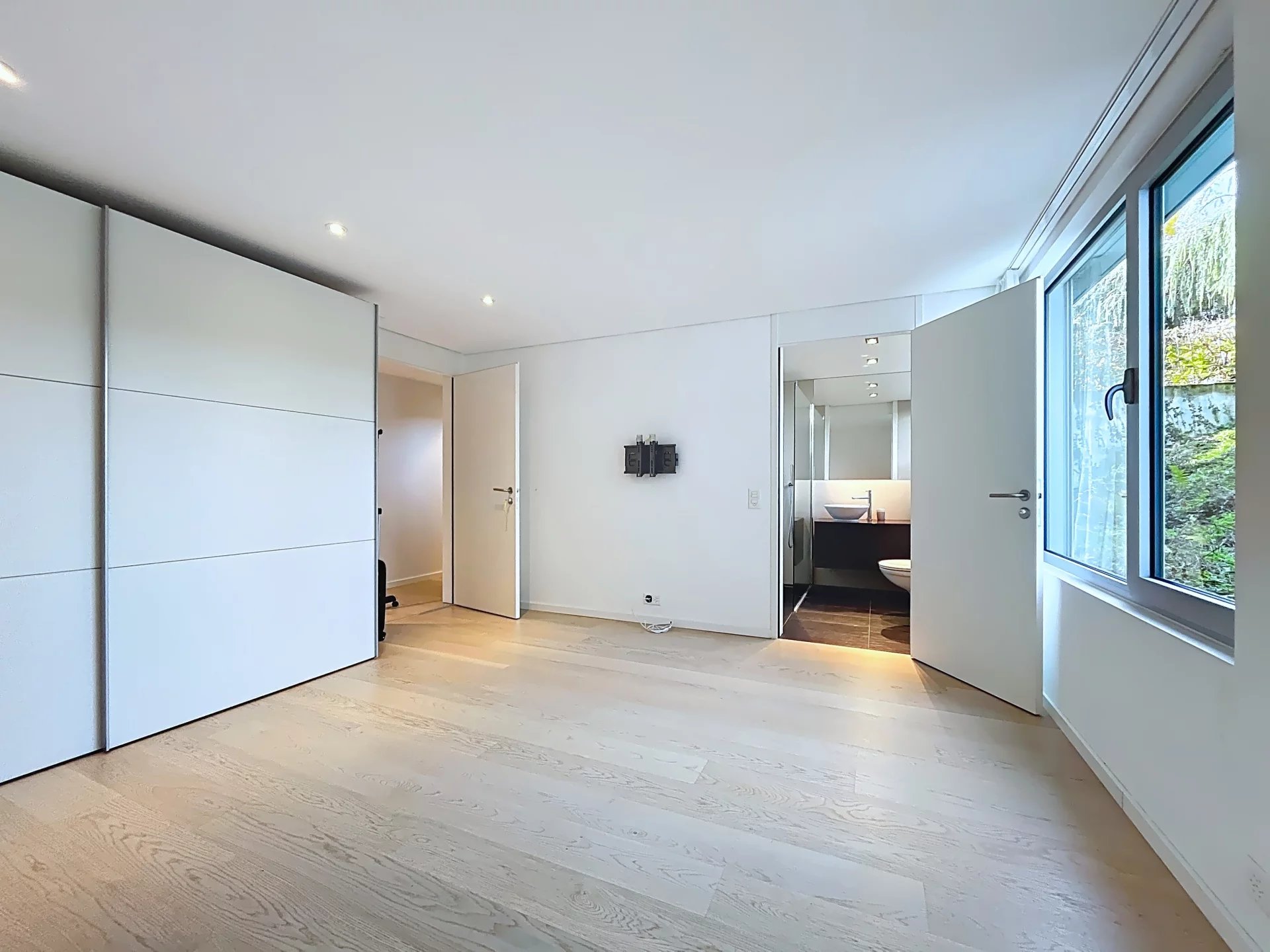 Propriété familiale modulable avec 3 logements