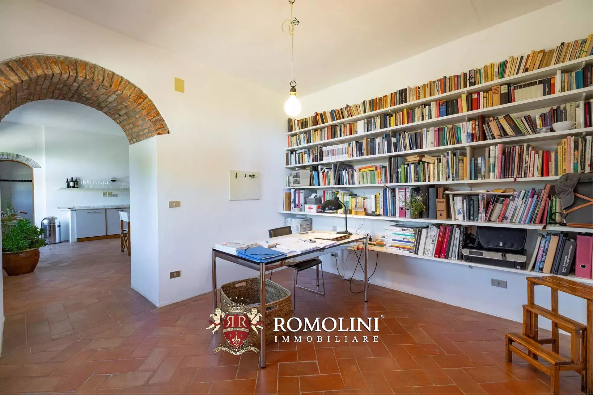 5 Bedroom Villa/Townhouse's Image 41