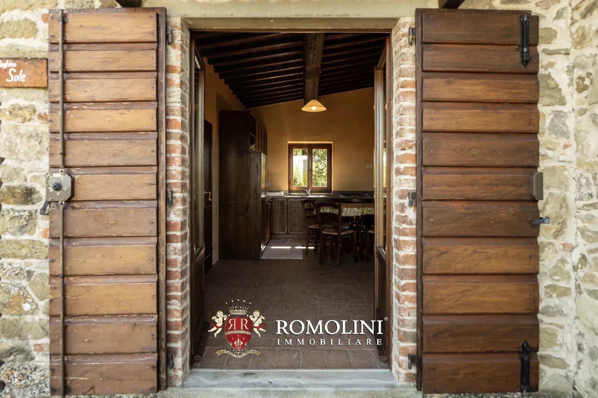 8 Bedroom Villa/Townhouse's Image 17