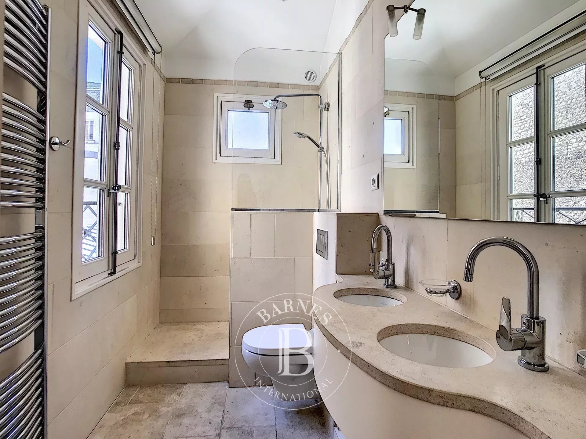 Daire Paris 4ème - picture 10