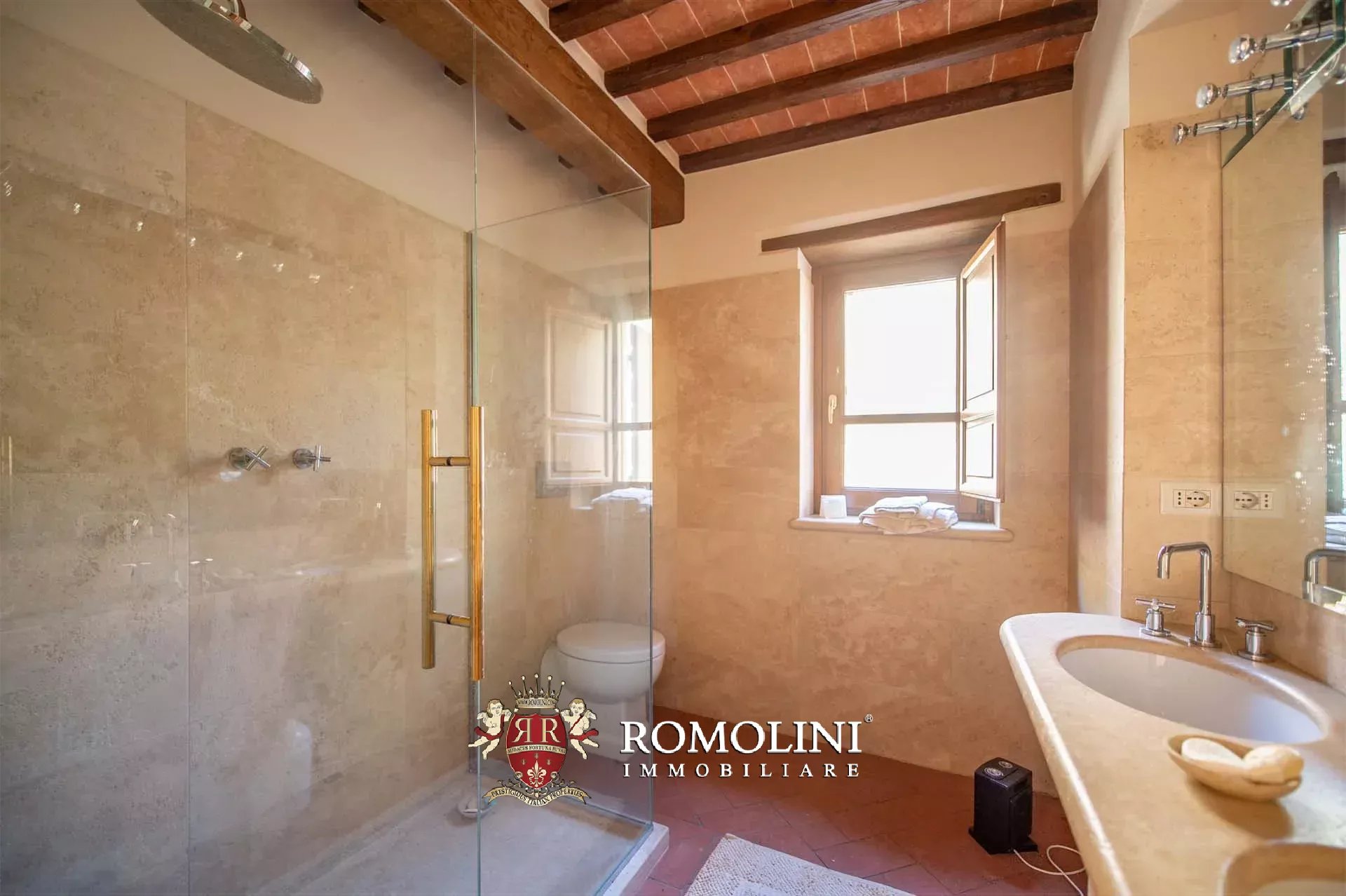 3 Bedroom Villa/Townhouse's Image 17