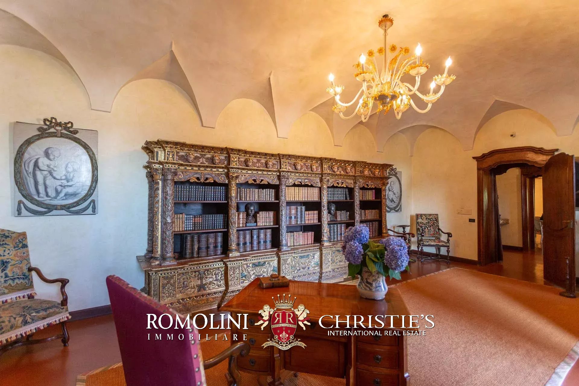 17 Bedroom Villa/Townhouse's Image 35