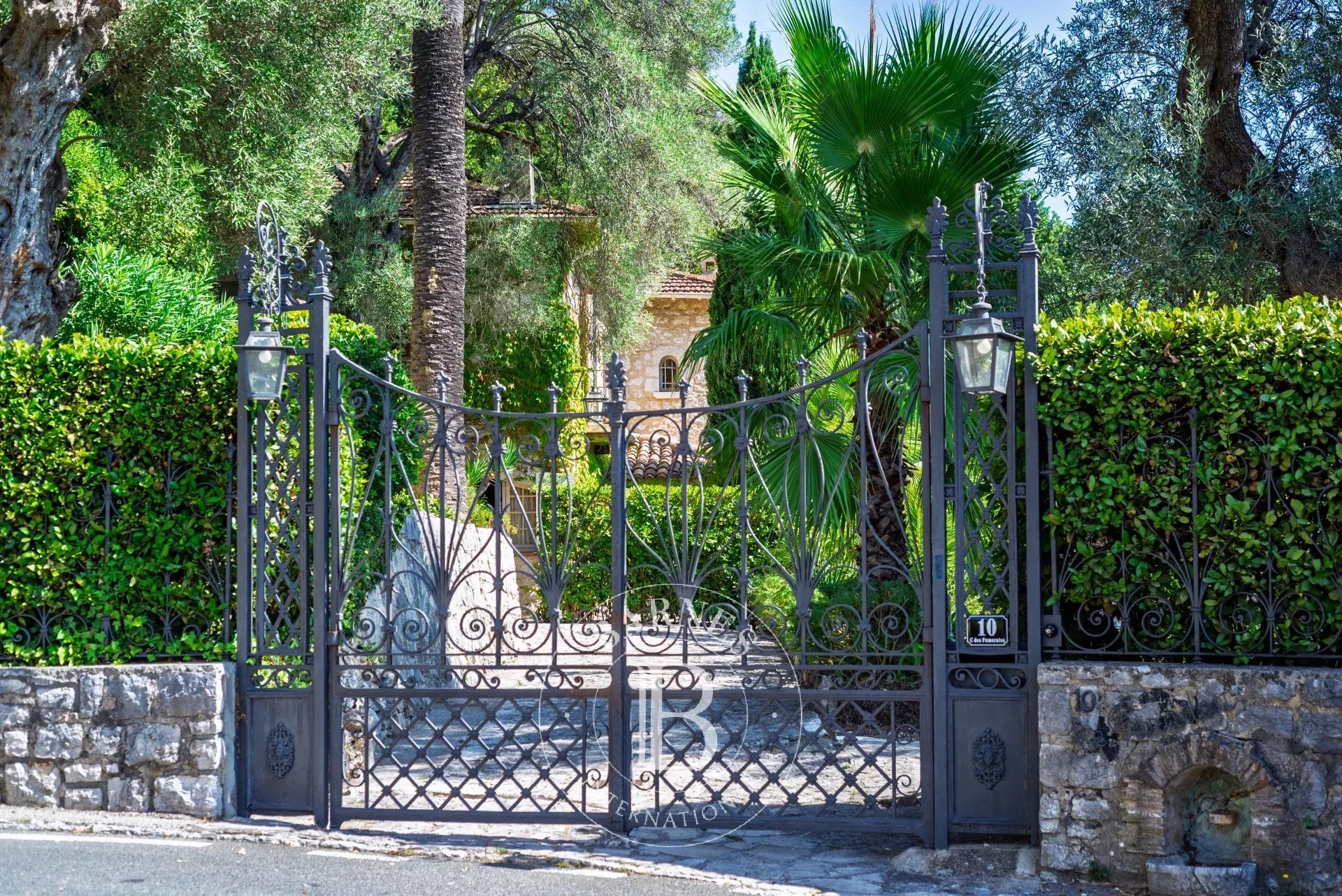 Villa Saint-Paul-de-Vence  -  ref 86219417 (picture 3)