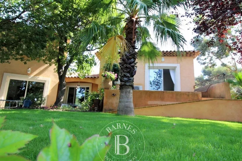 Ev Le Brusc - picture 5