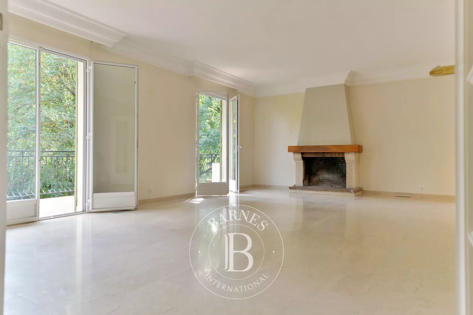 Ev Écully - picture 5