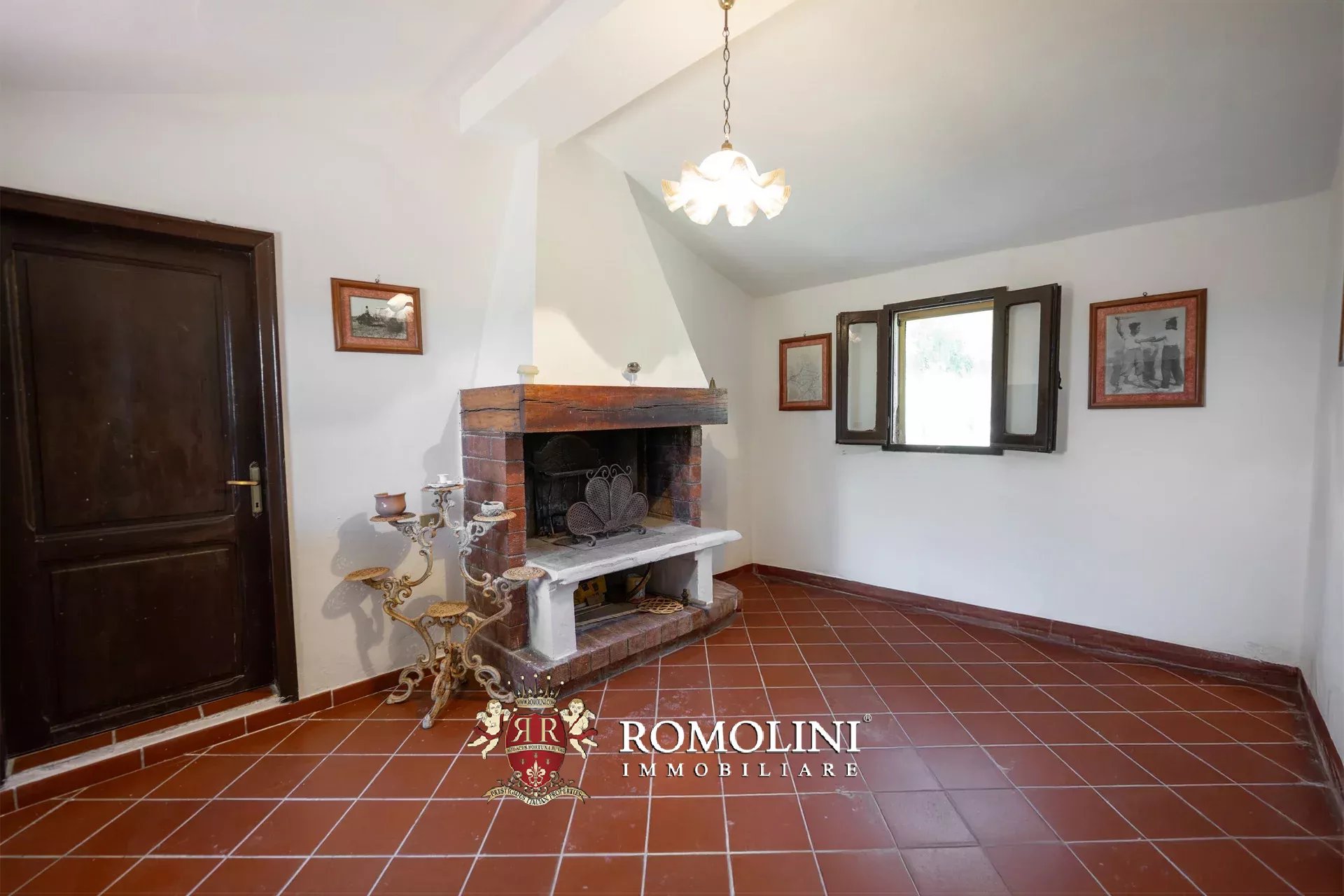 6 Bedroom Villa/Townhouse's Image 43