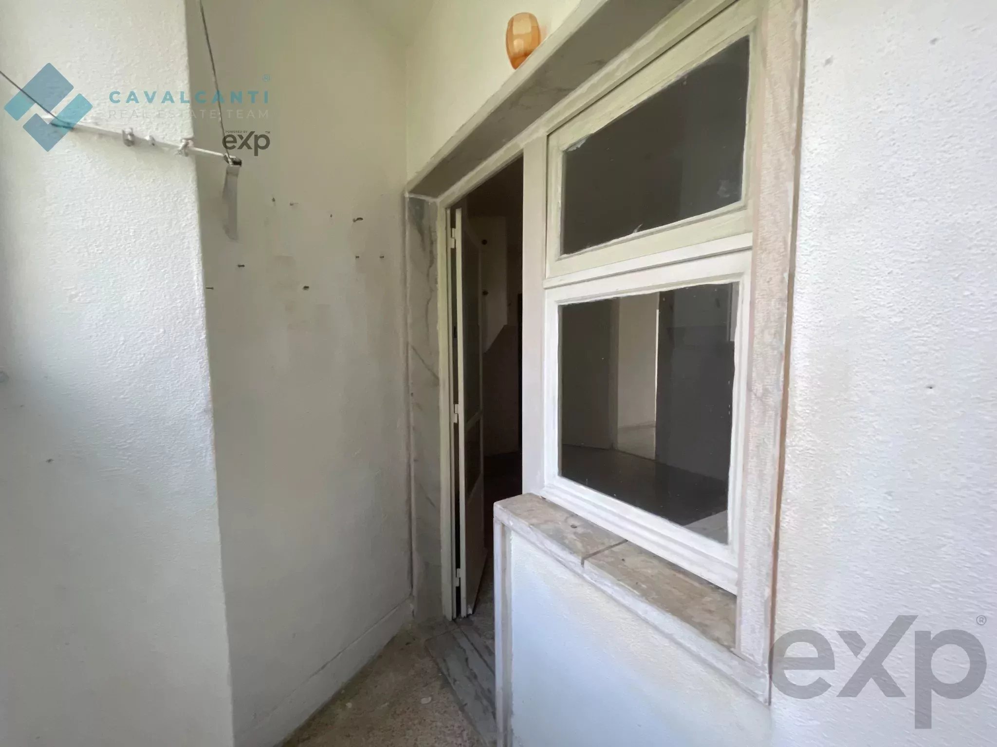 T2 to remodel - Carnaxide | Ideal for own home or investment 2790-005 image 45