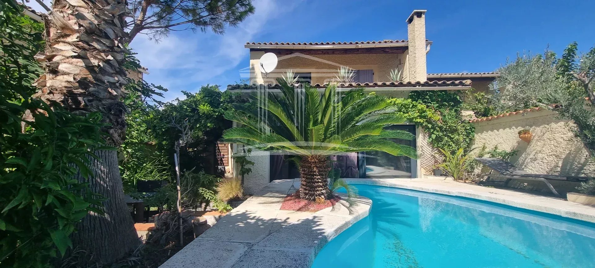 Agence immobilière de 