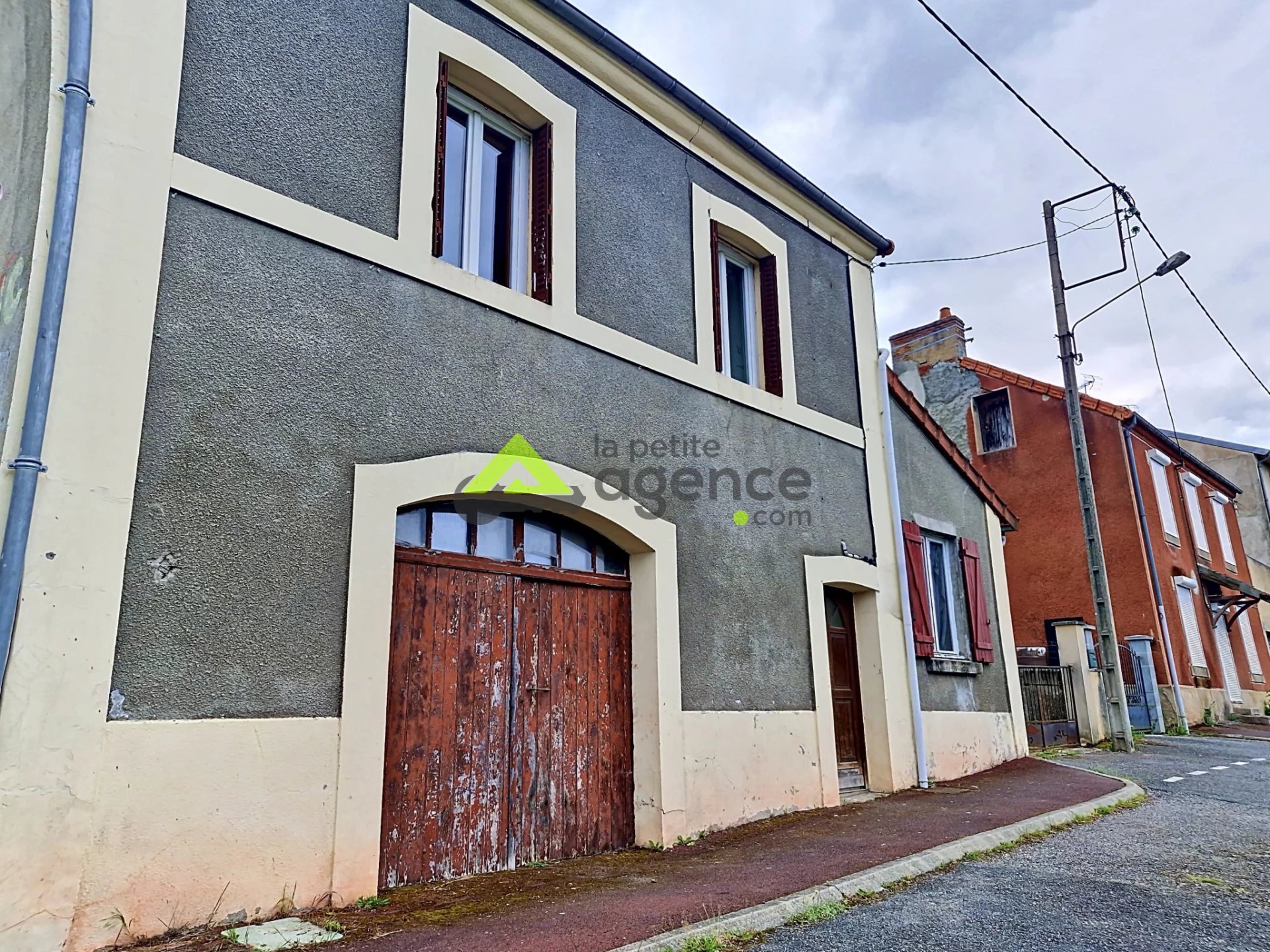 Maison 5 pièces + garage