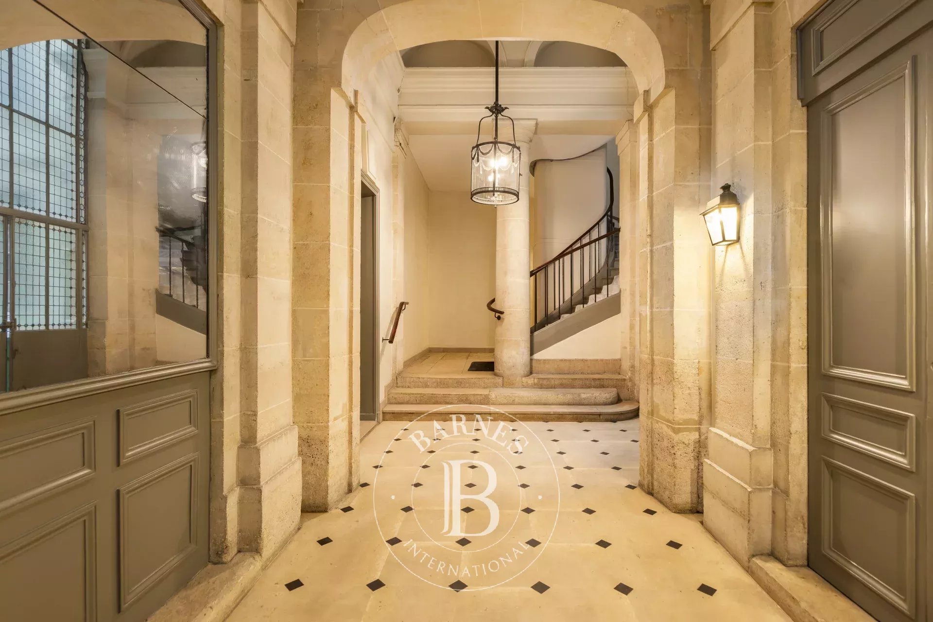 Daire Paris 6ème - picture 10