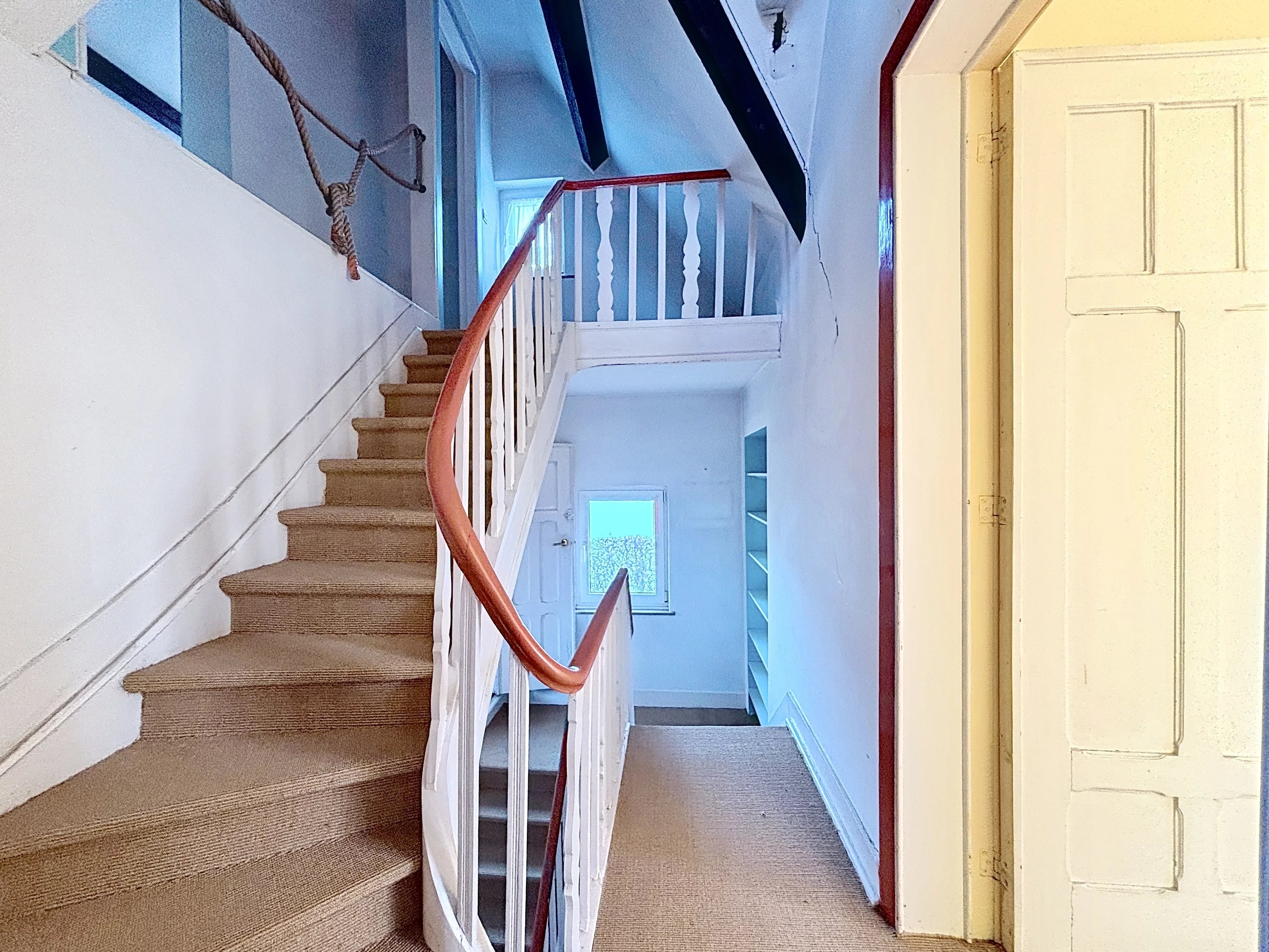 Uccle - Charming house to renovate with garden