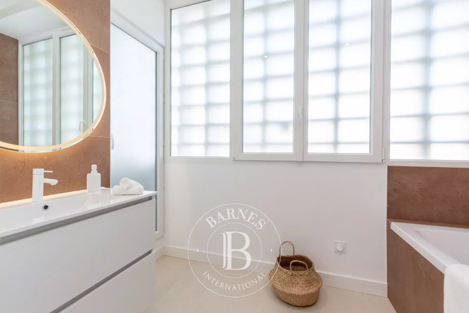 Daire Marseille 8ème - picture 11