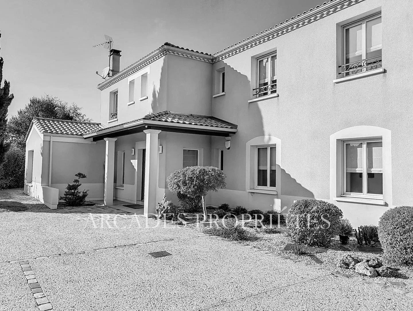 Sale House Saint-Sulpice-et-Cameyrac