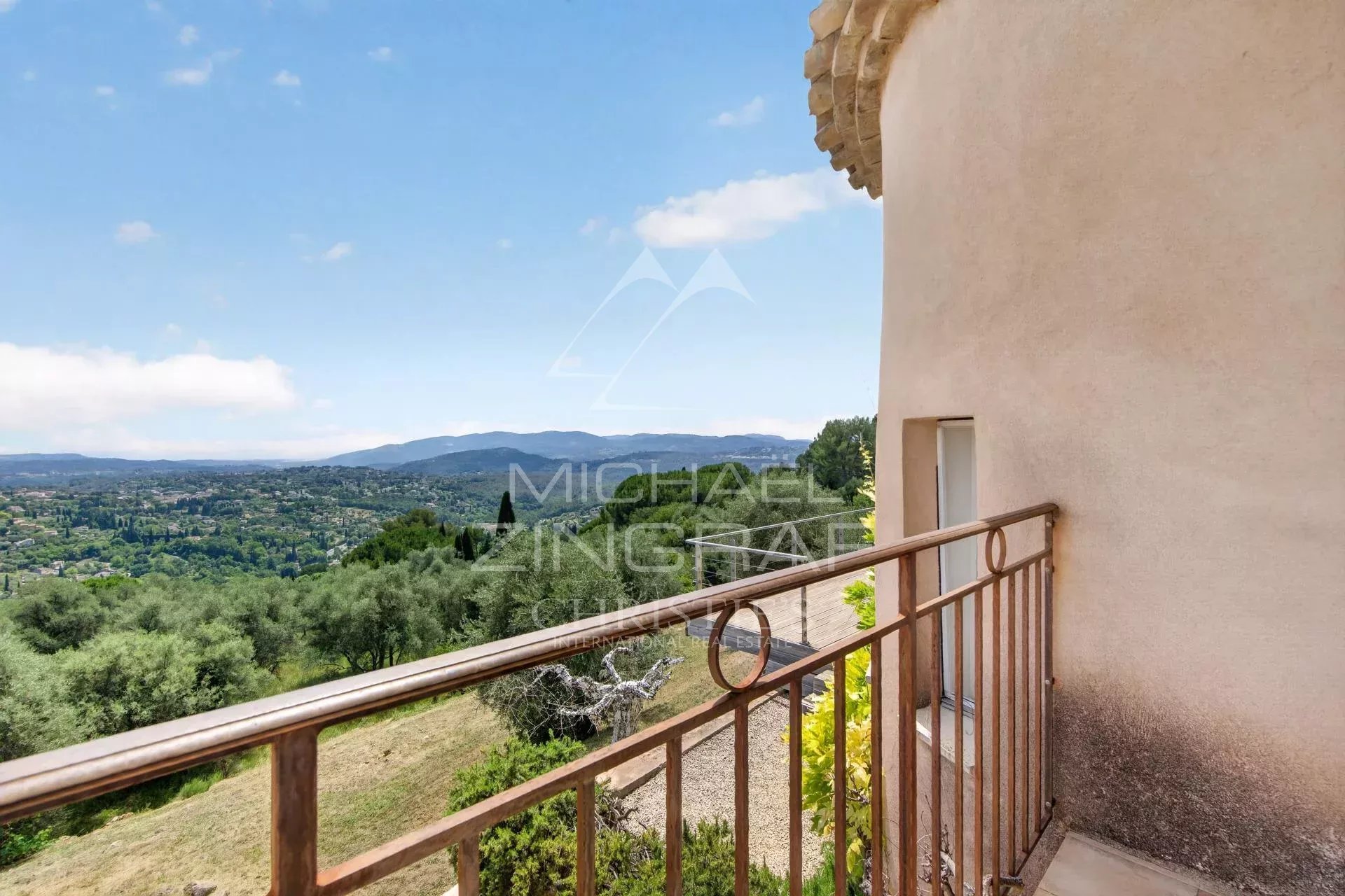 4 Bedroom Villa/Townhouse's Image 36