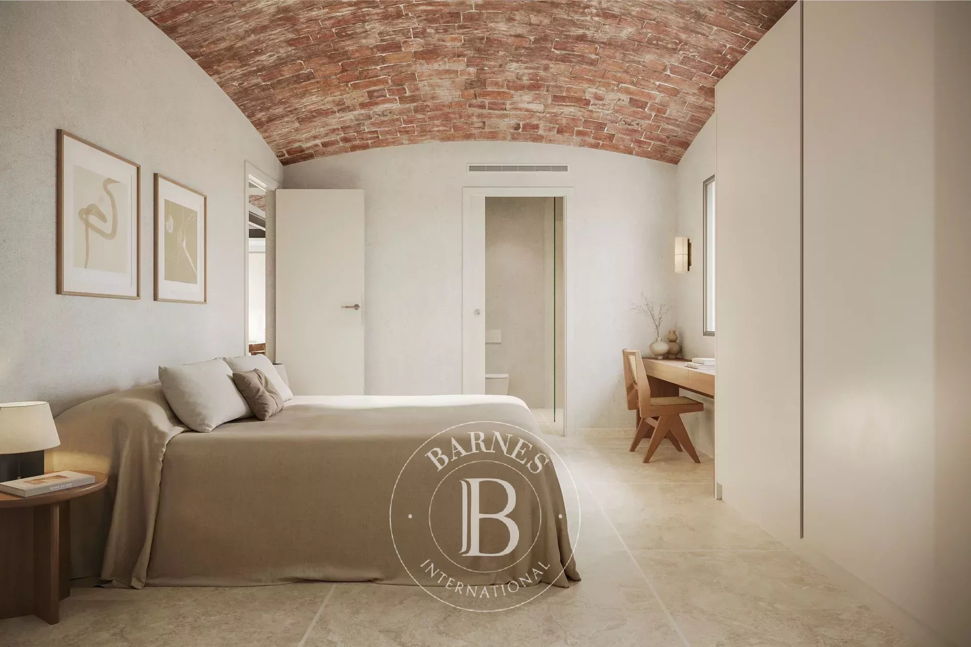Exclusive Fully Renovated Ground Floor Property in Girona’s Old Town - picture 4