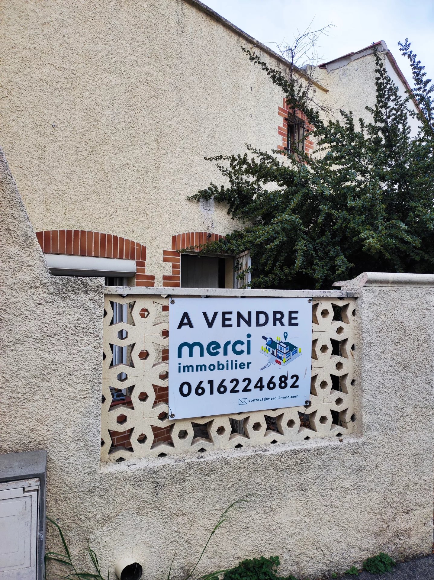 Perpignan proche Baléares Maison avec cour extérieure