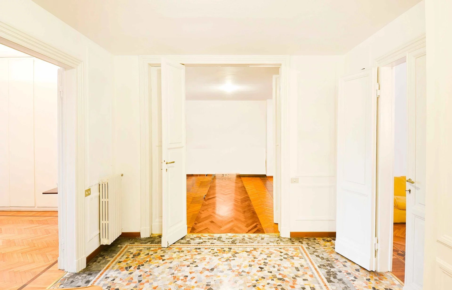 EXCLUSIVE PROPERTY -