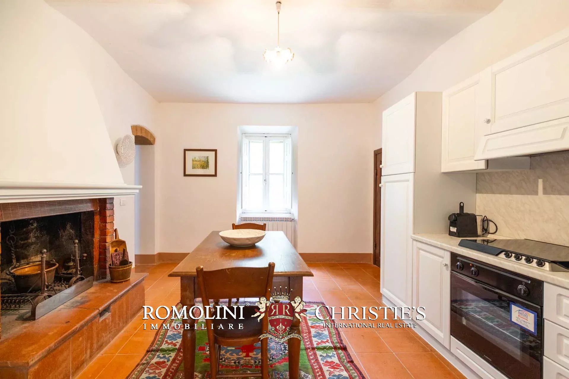 7 Bedroom Villa/Townhouse's Image 29