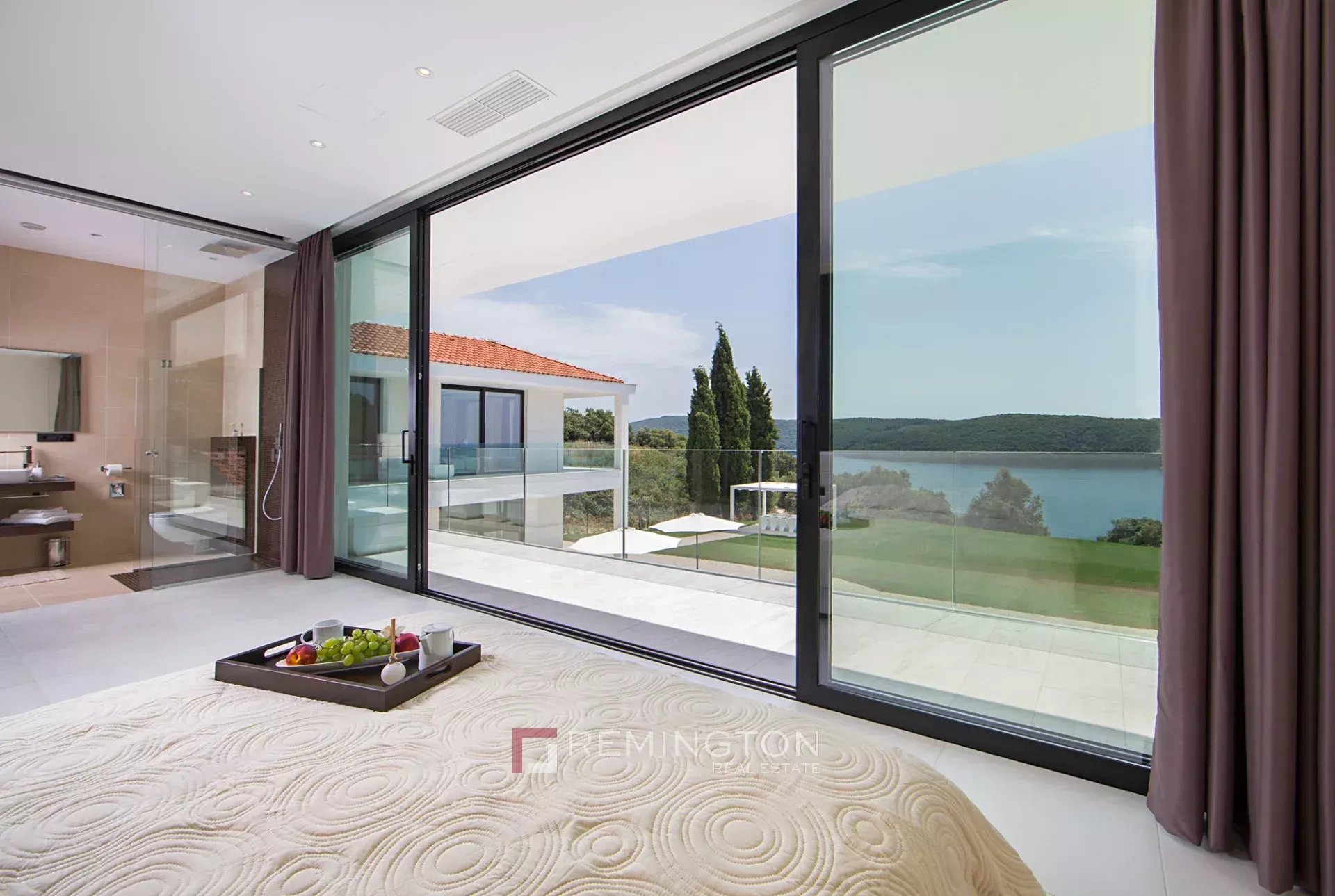 1 Bedroom Villa/Townhouse's Image 8