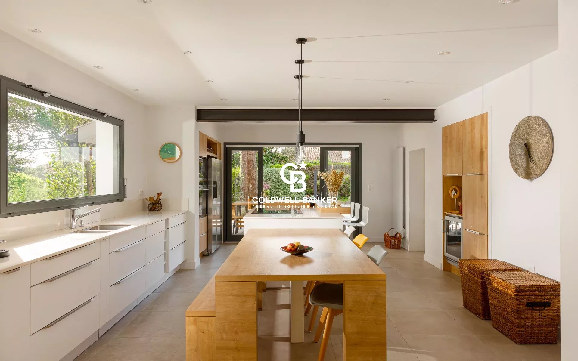 Agence immobilière de Coldwell Banker Surfin Realty