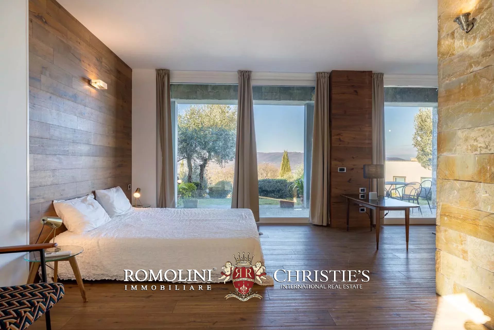 4 Bedroom Villa/Townhouse's Image 46
