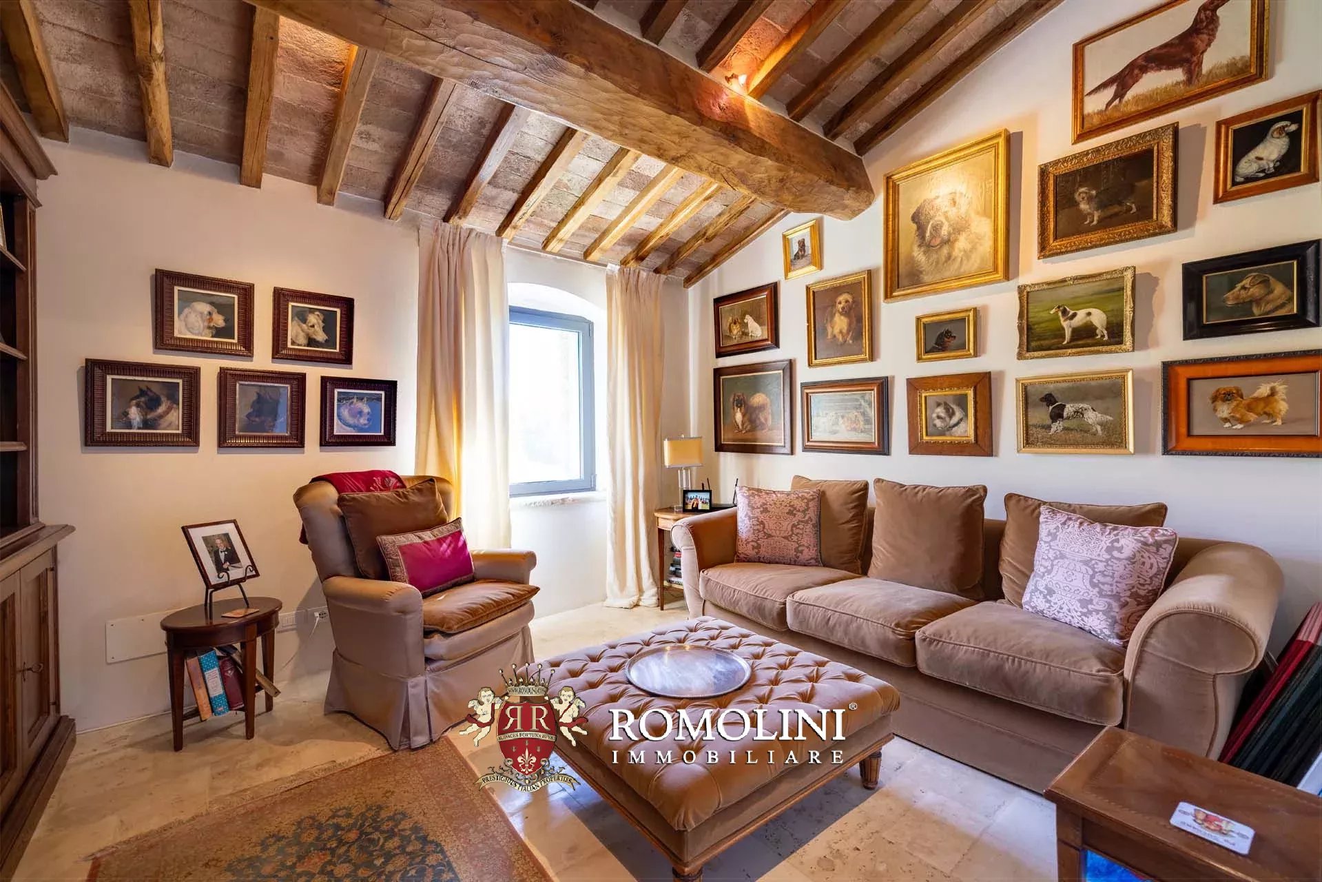 7 Bedroom Villa/Townhouse's Image 44