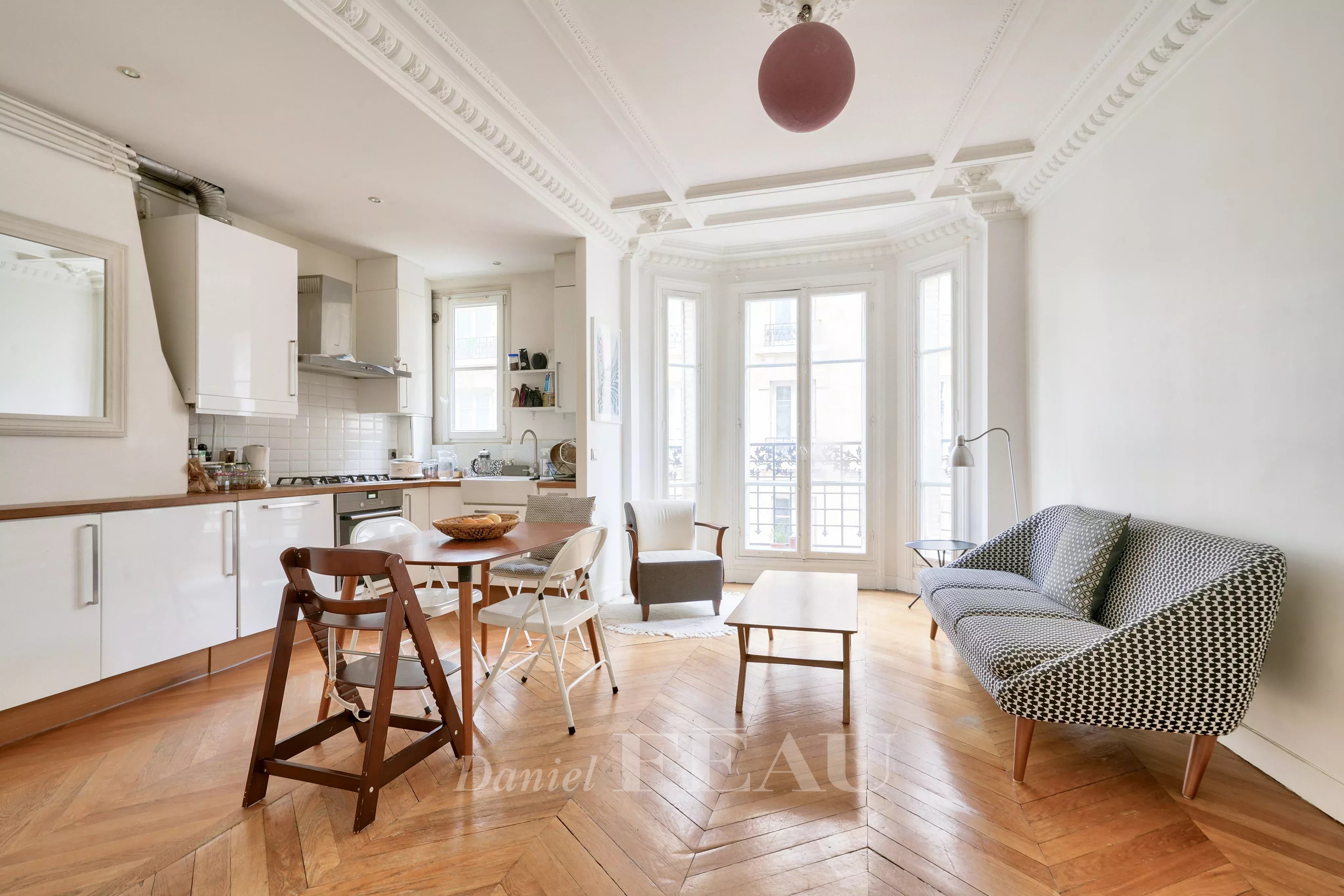 Rental Apartment Paris 18th Clignancourt