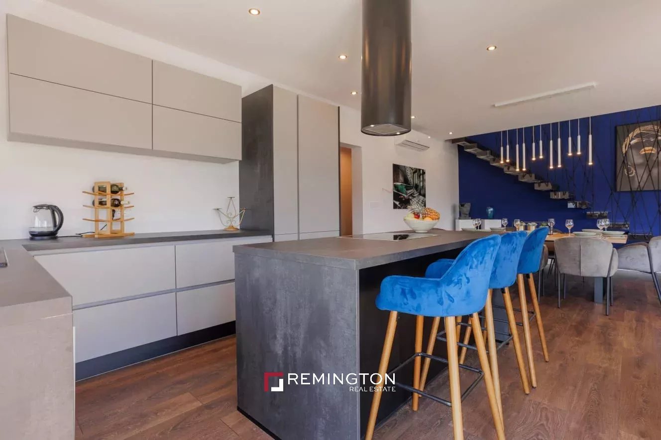 3 Bedroom Villa/Townhouse's Image 13