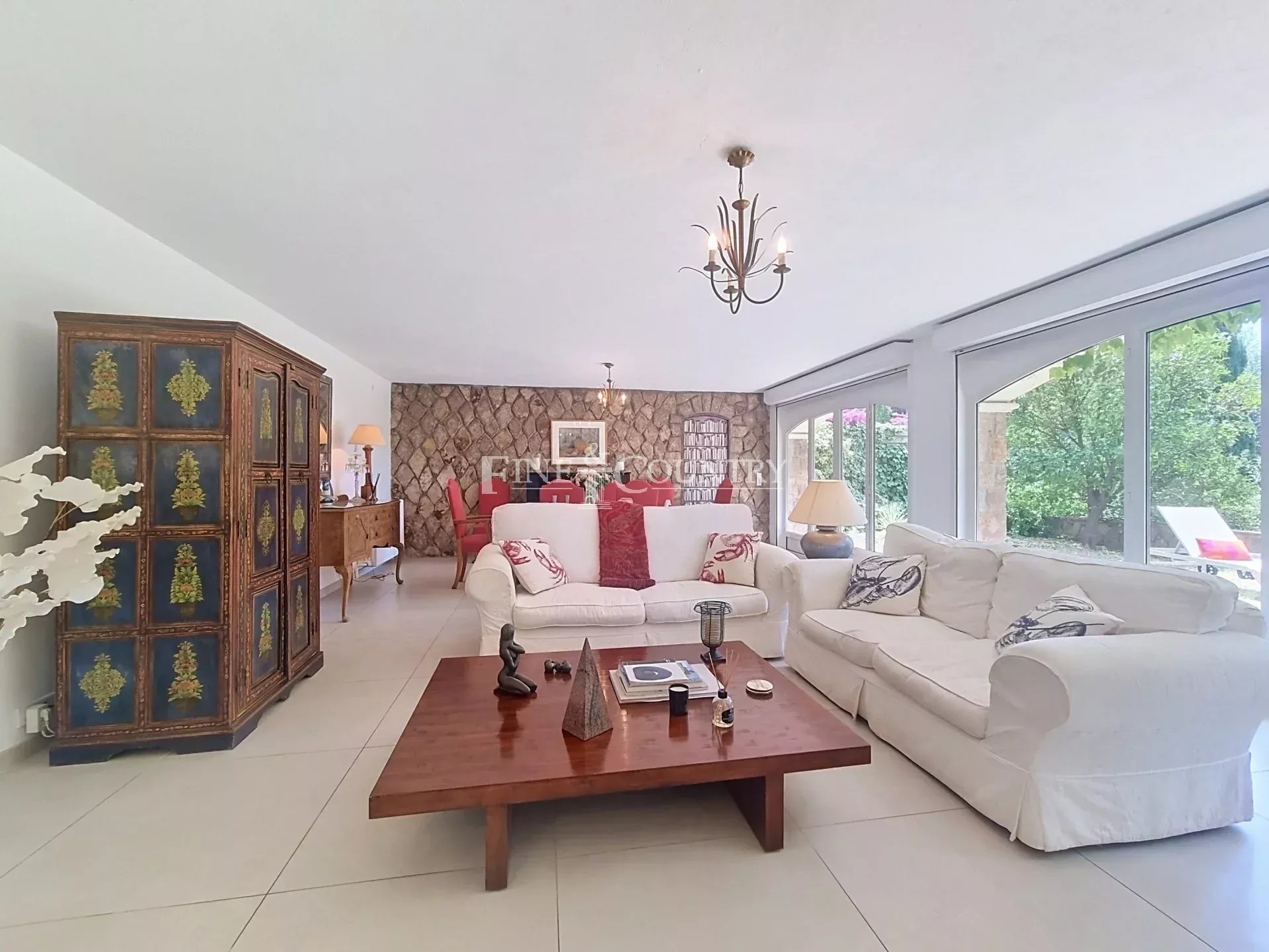 Photo of Villa for sale in Theoule sur Mer