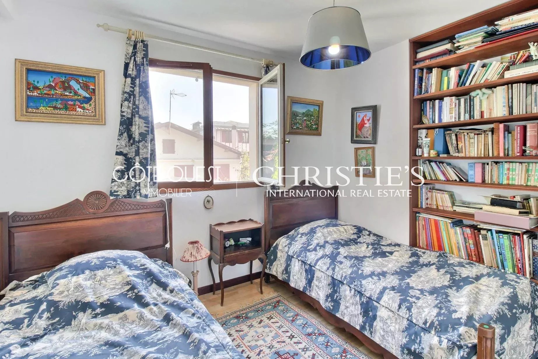 5 Bedroom Villa/Townhouse's Image 6