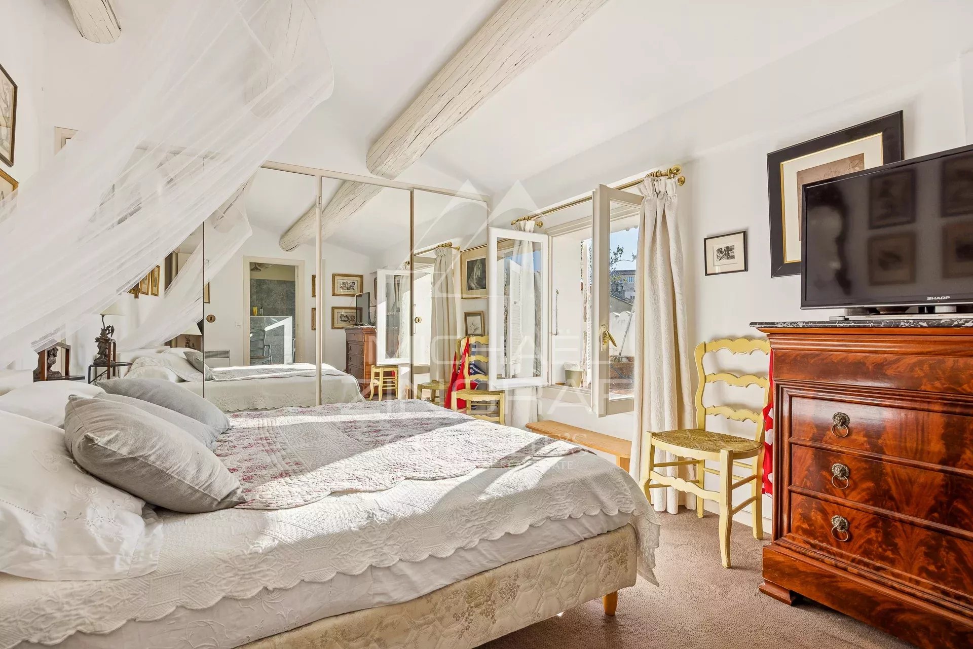 2 Bedroom Apartment/Flat's Image 4