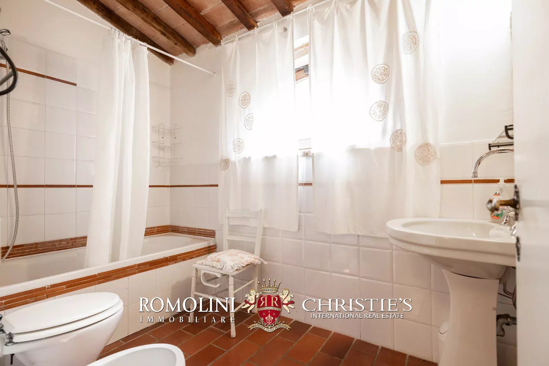 19 Bedroom Villa/Townhouse's Image 80