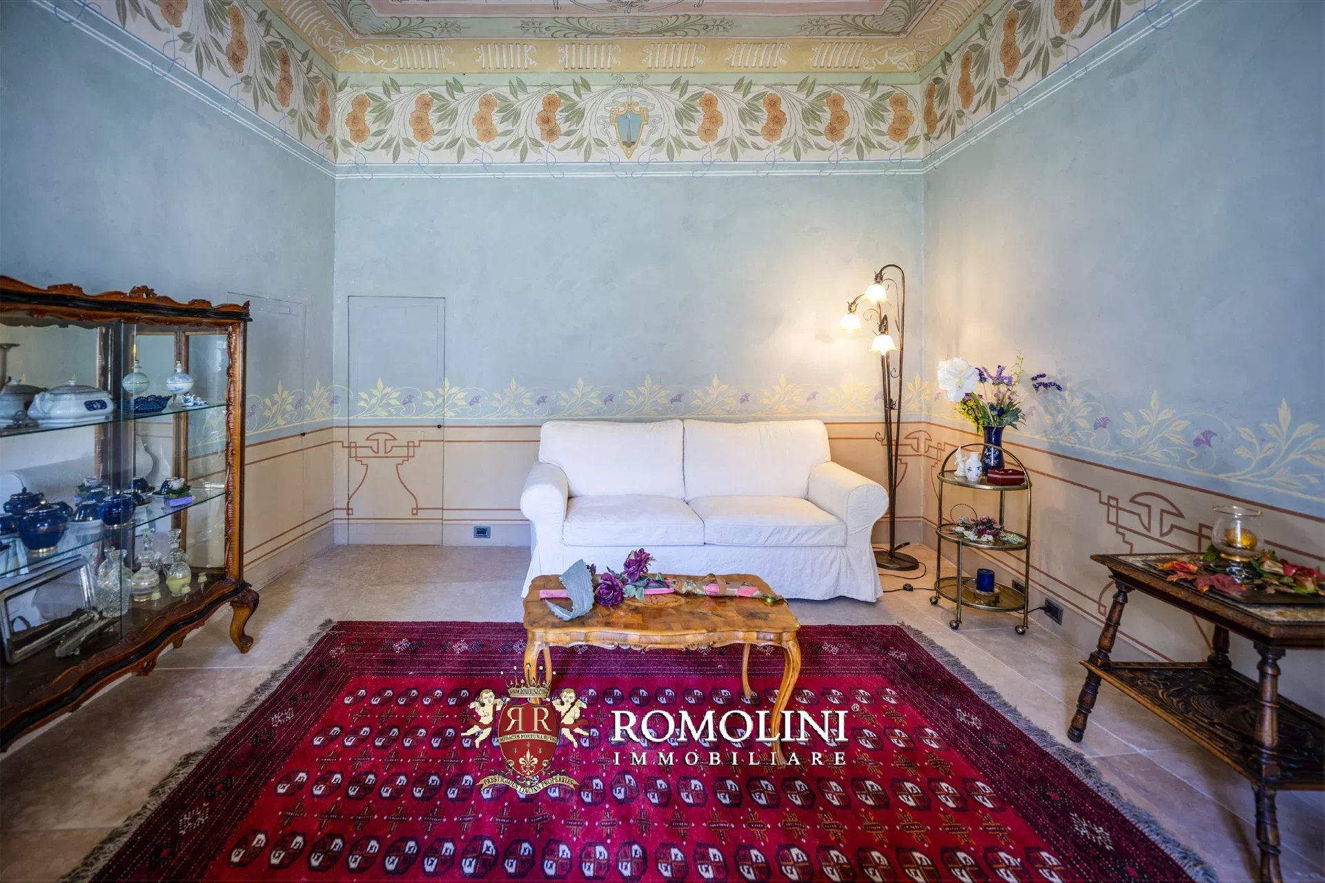 5 Bedroom Villa/Townhouse's Image 11